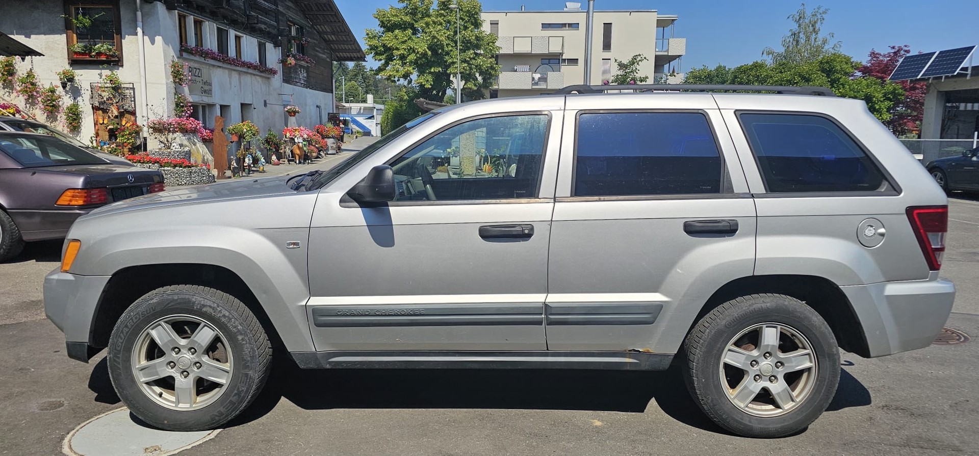 JEEP Grand Cherokee 3.0 CRD Limited Automatic-image-3