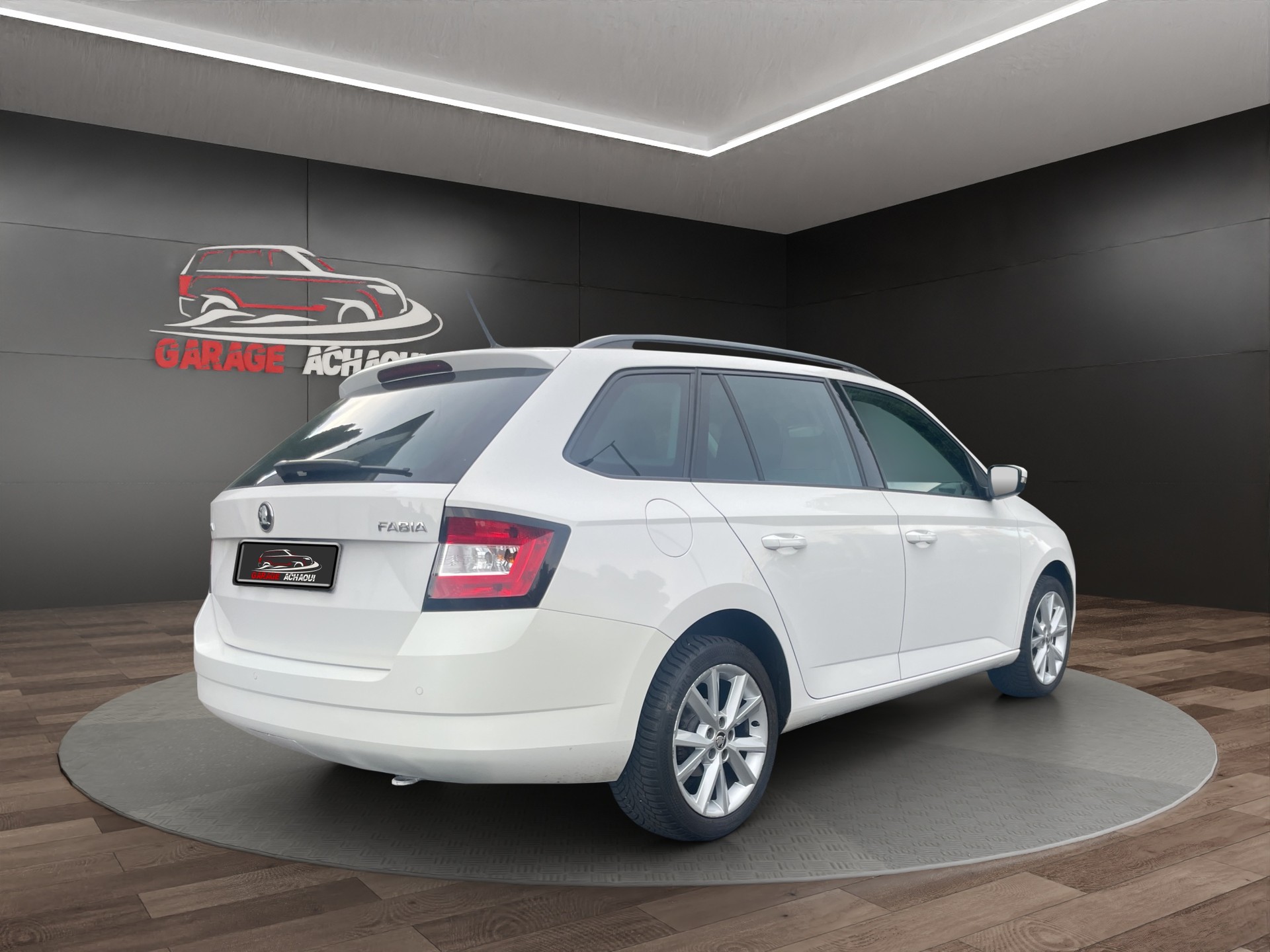 SKODA Fabia 1.0 TSI Style DSG-image-5