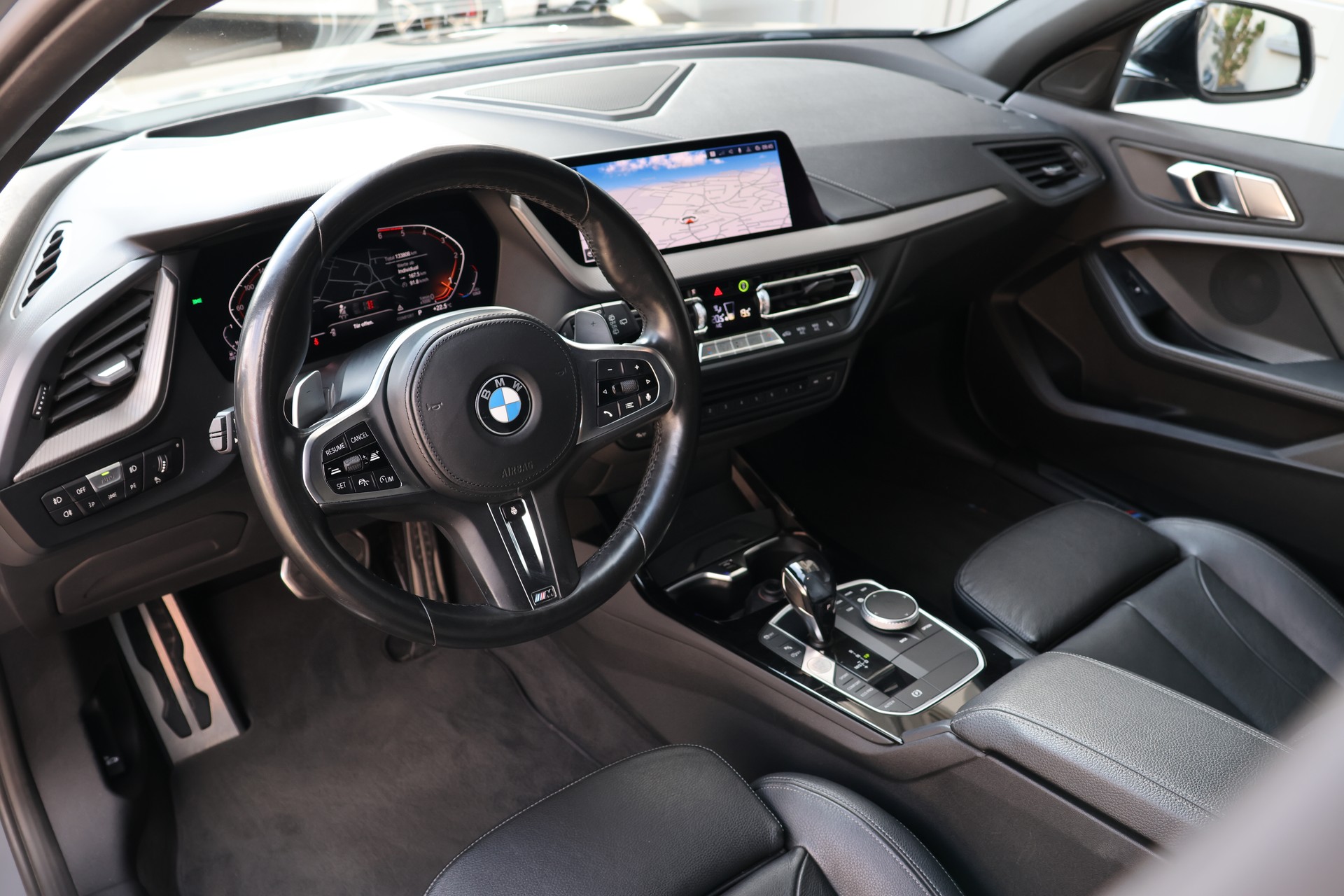 BMW 120d xDrive Steptronic M Sport (CH)-image-9