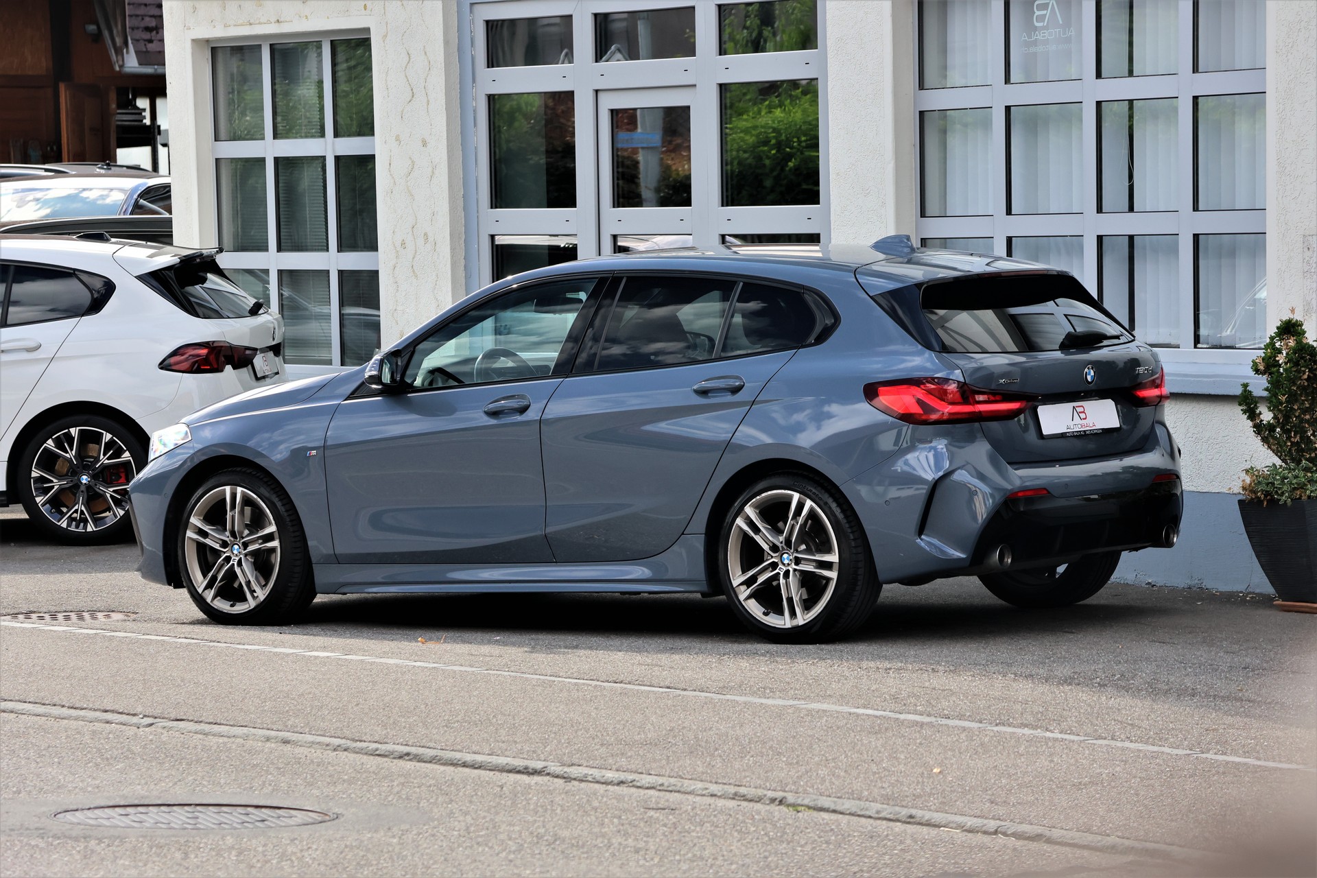 BMW 120d xDrive Steptronic M Sport (CH)-image-4