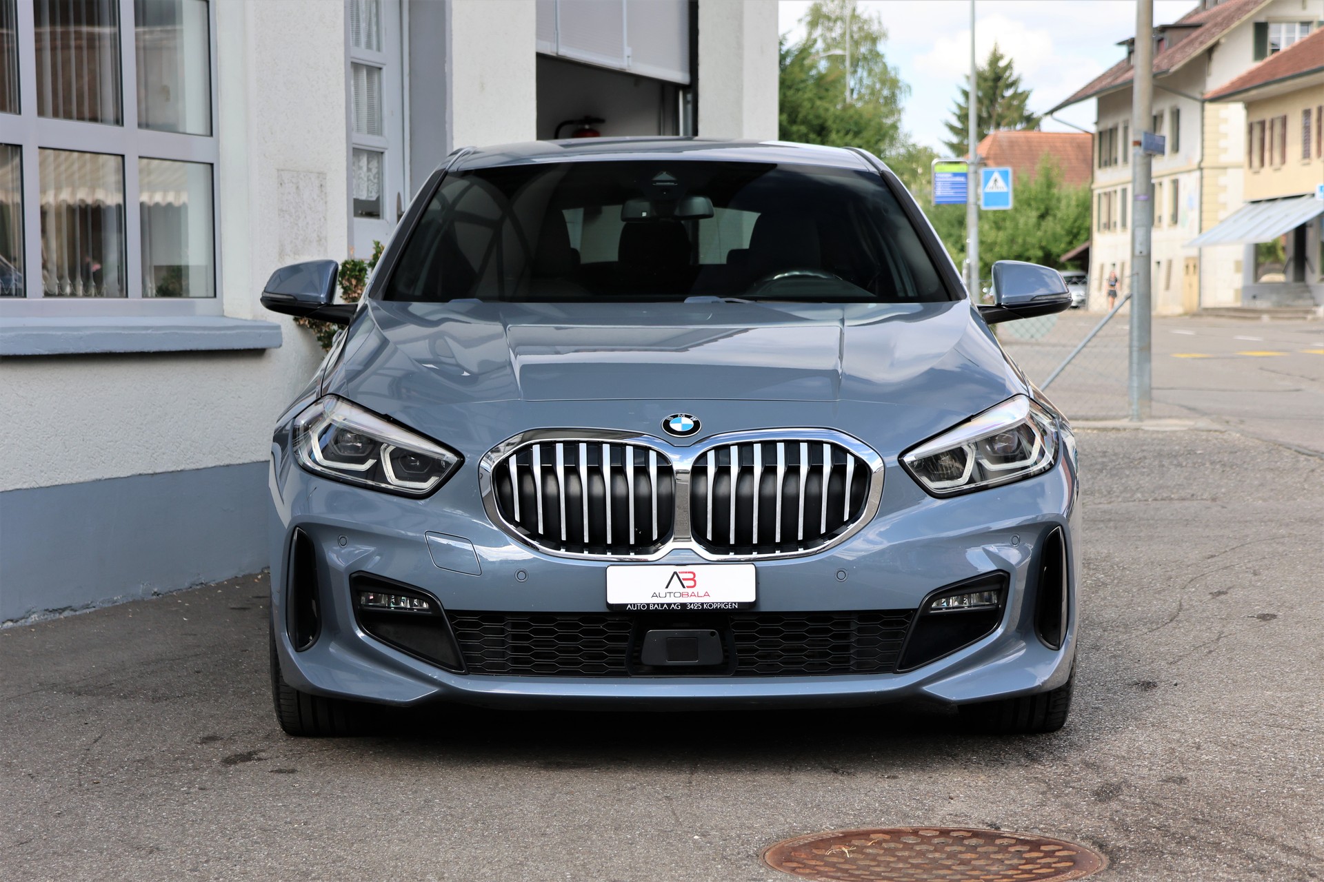 BMW 120d xDrive Steptronic M Sport (CH)-image-1