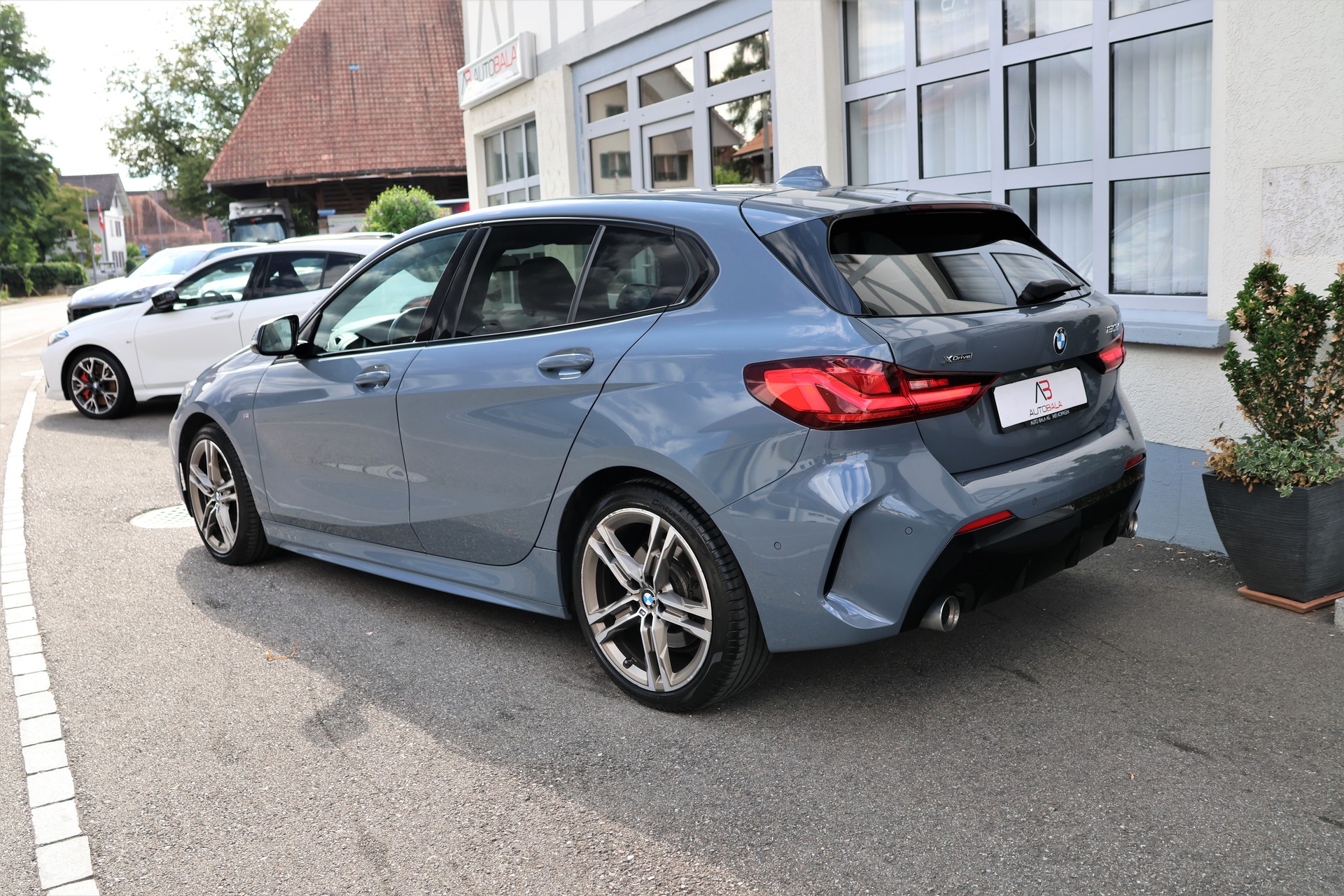 BMW 120d xDrive Steptronic M Sport (CH)-image-5