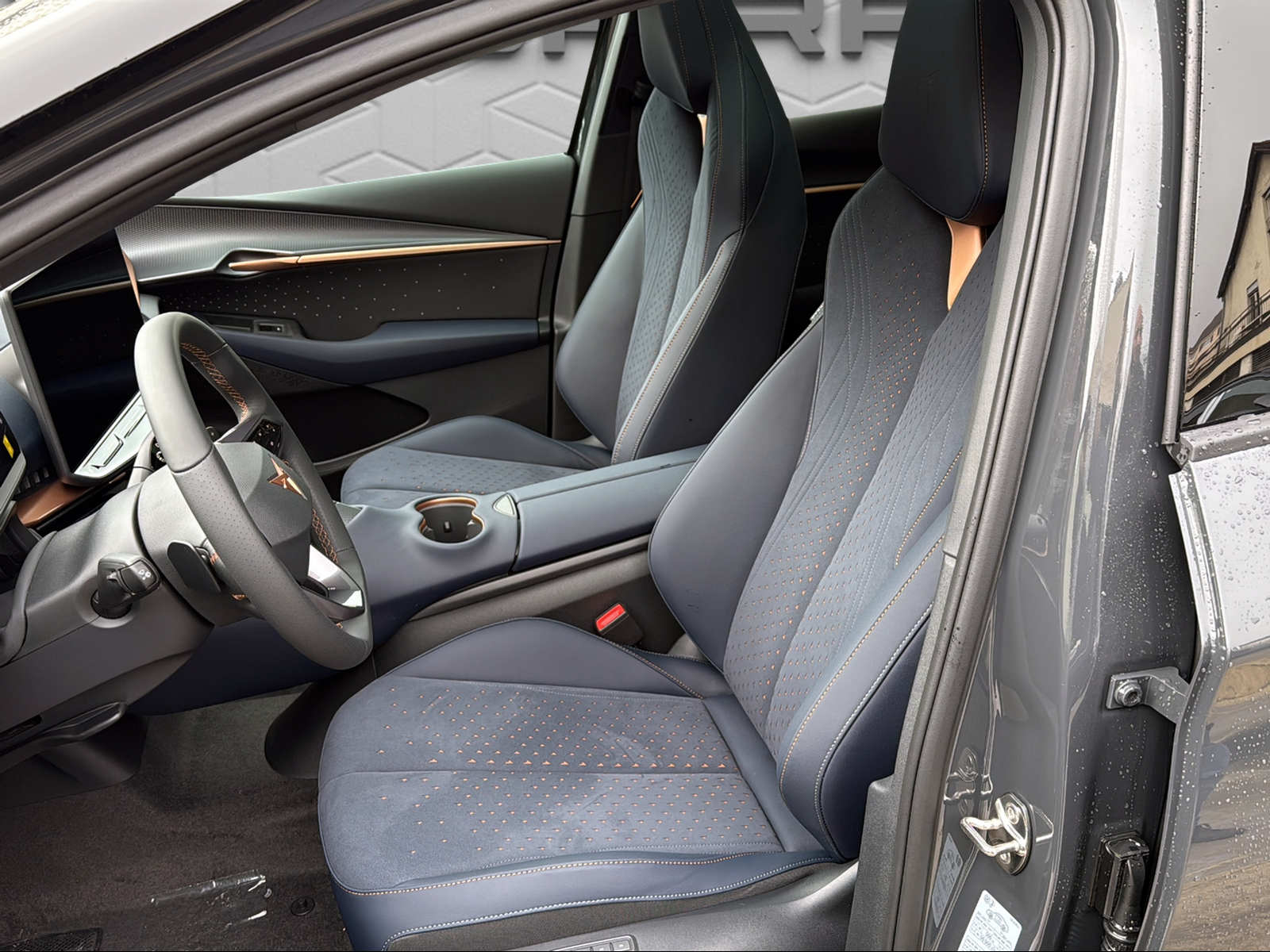 CUPRA Tavascan Type 9 77 kWh Adrenaline-image-6