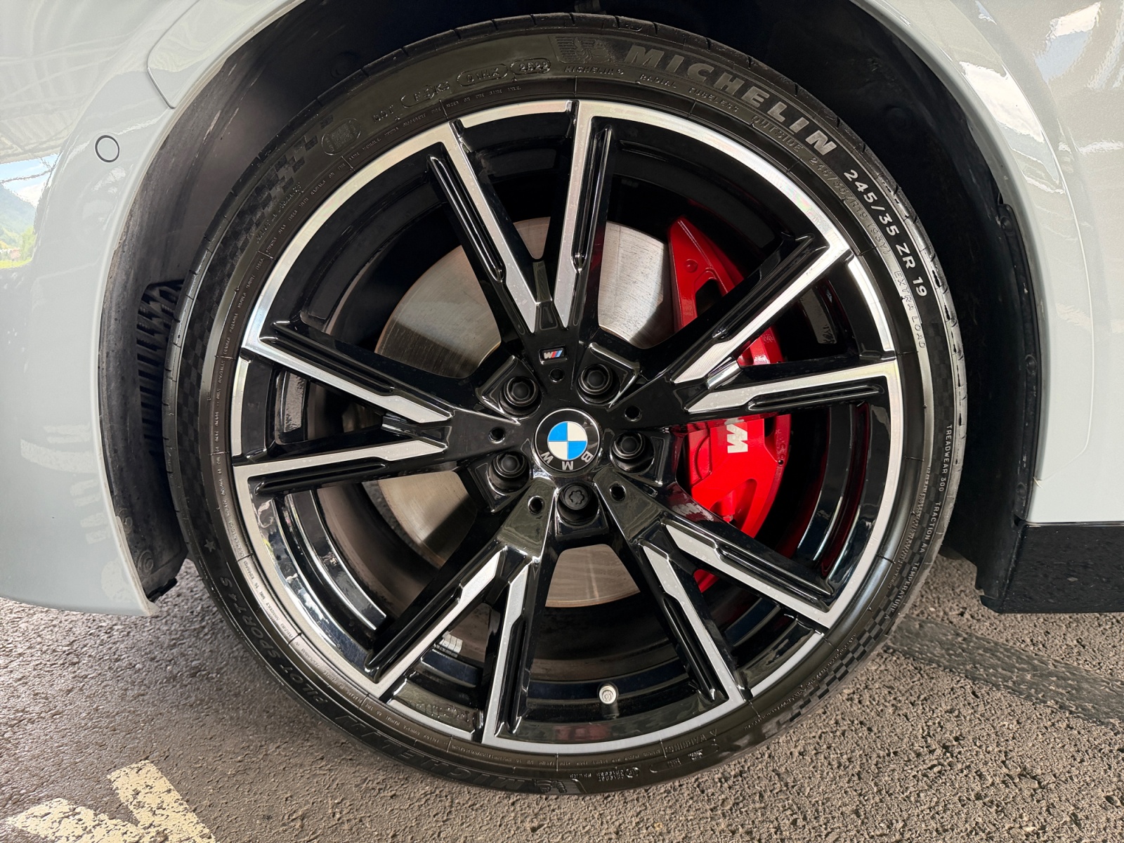 BMW M240i xDrive Coupé-image-13
