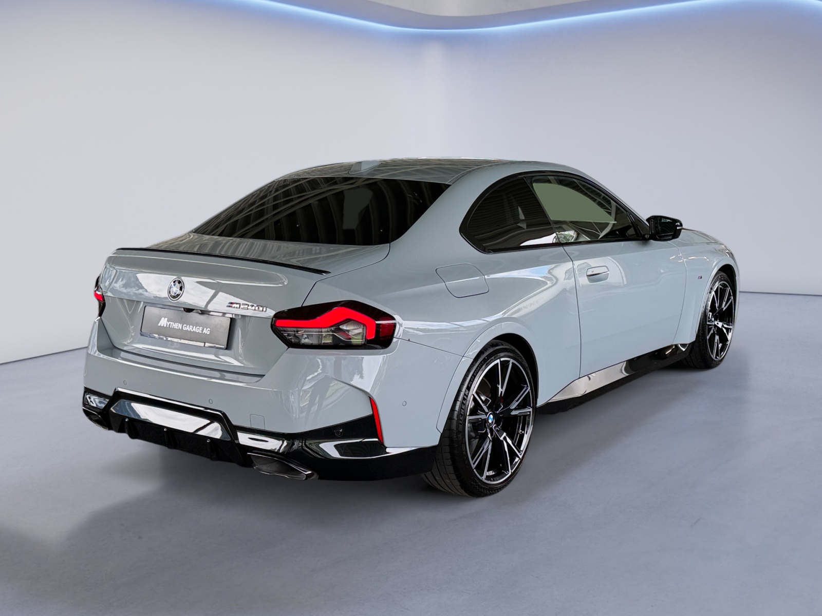 BMW M240i xDrive Coupé-image-4