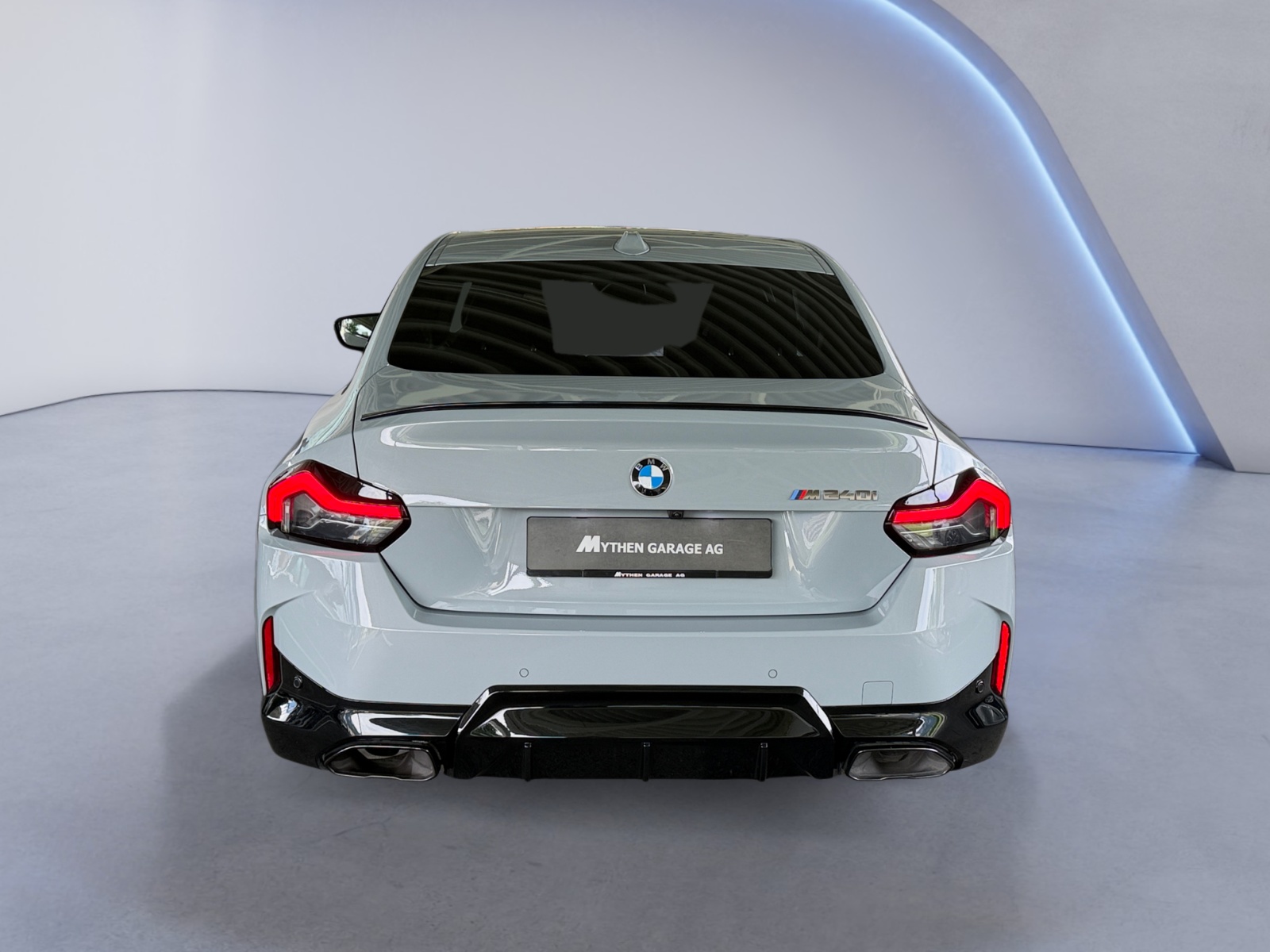 BMW M240i xDrive Coupé-image-3