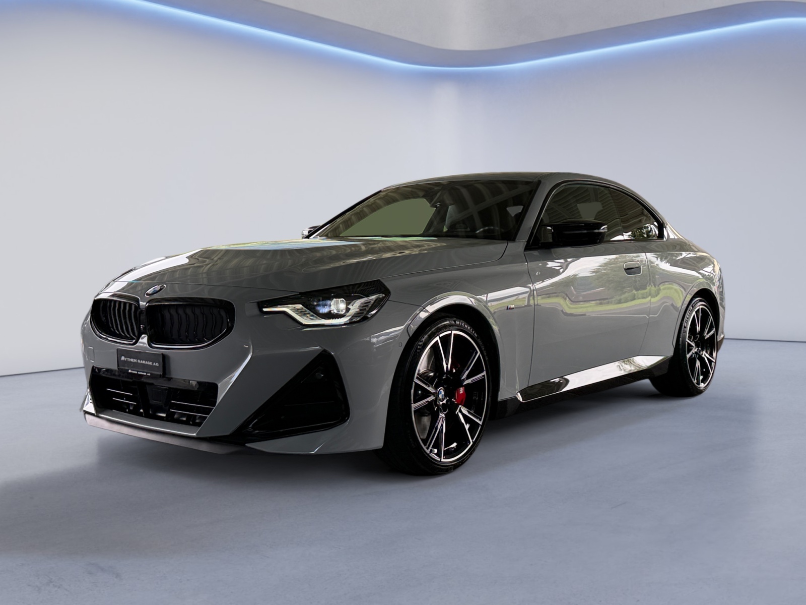 BMW M240i xDrive Coupé-image-0