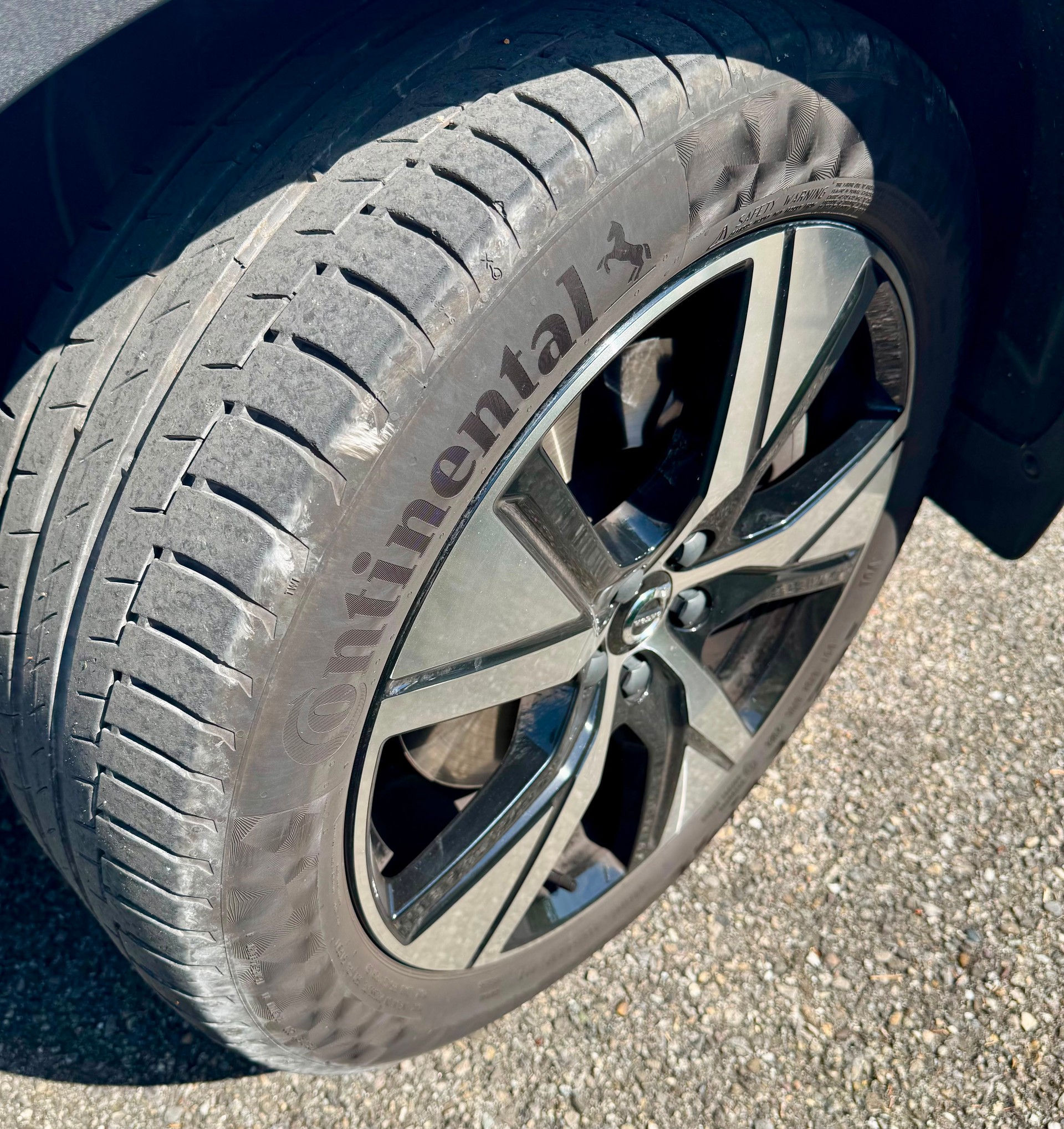 VOLVO XC40 T5 TwE R-Design DCT-image-17