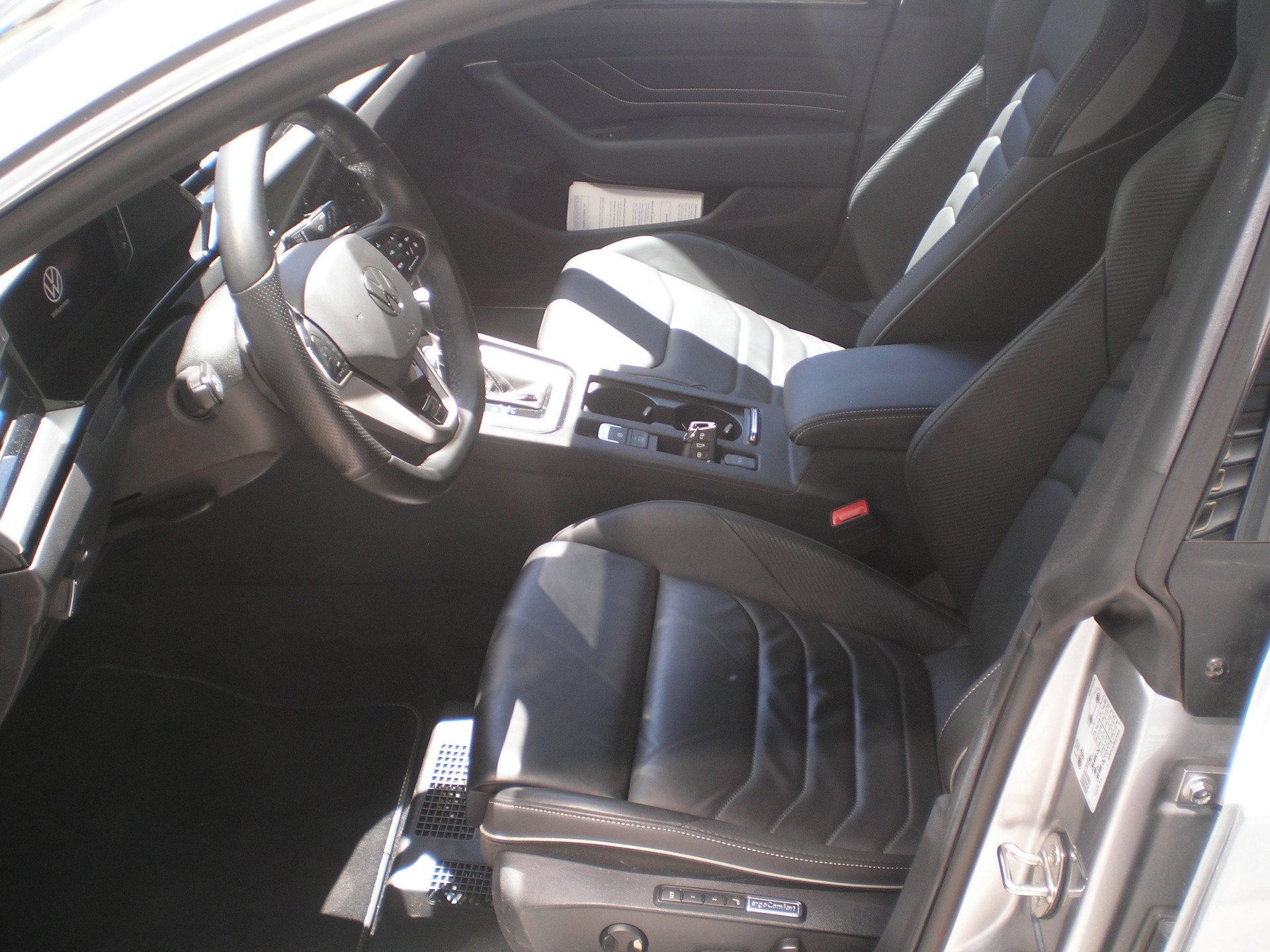 VW Arteon SB 2.0 TSI R-Line 4Motion DSG-image-3