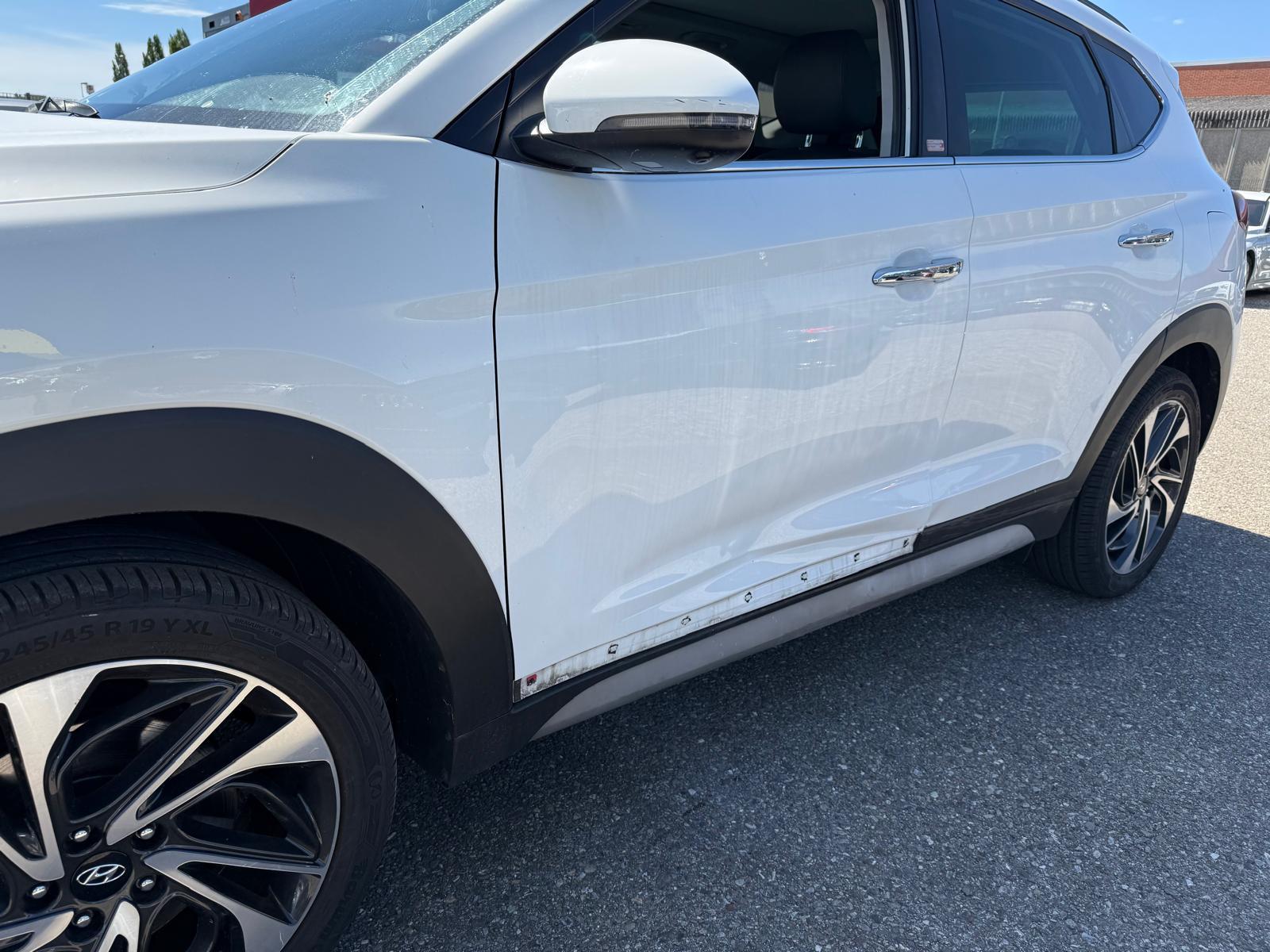 HYUNDAI Tucson 1.6 T-GDi Vertex 4WD-image-3