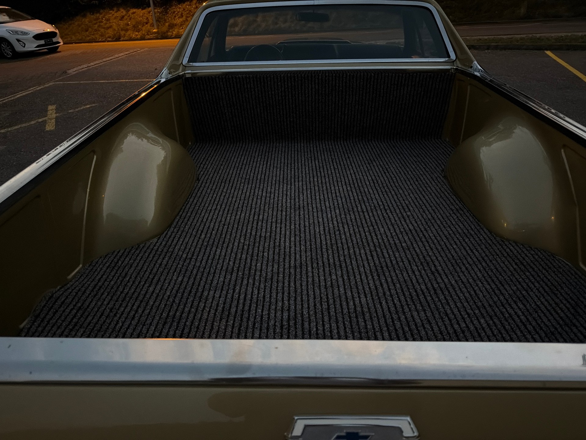 CHEVROLET El Camino 350 V8-image-3