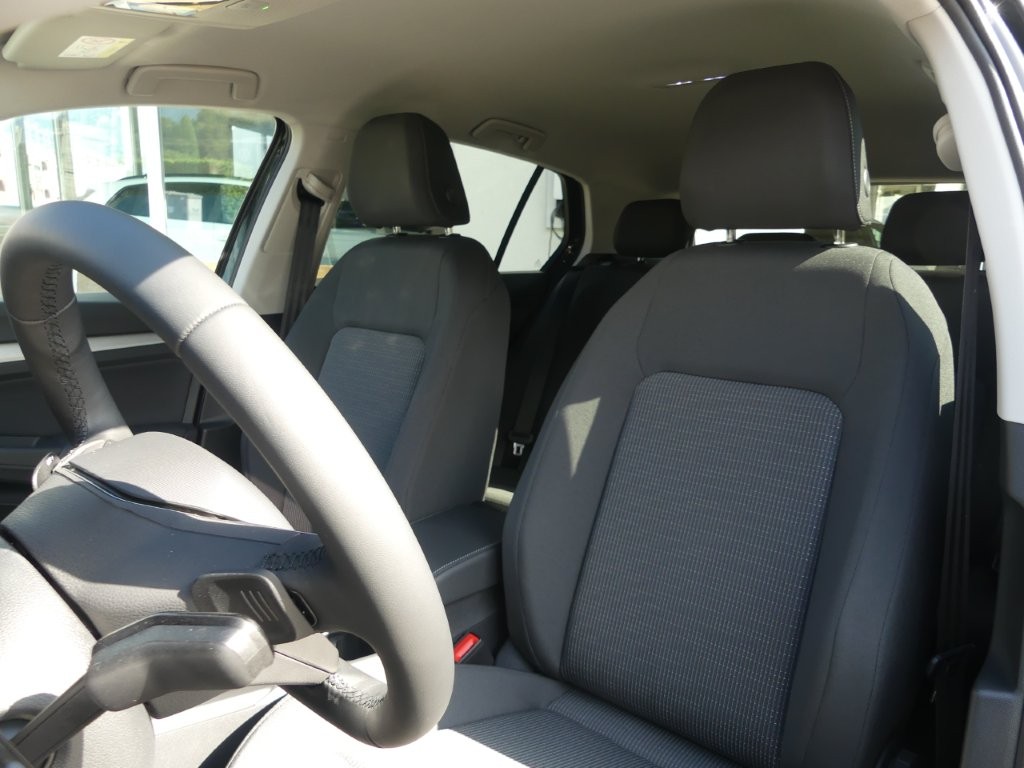 VW Golf 1.5 e TSI mHEV Value DSG-image-9