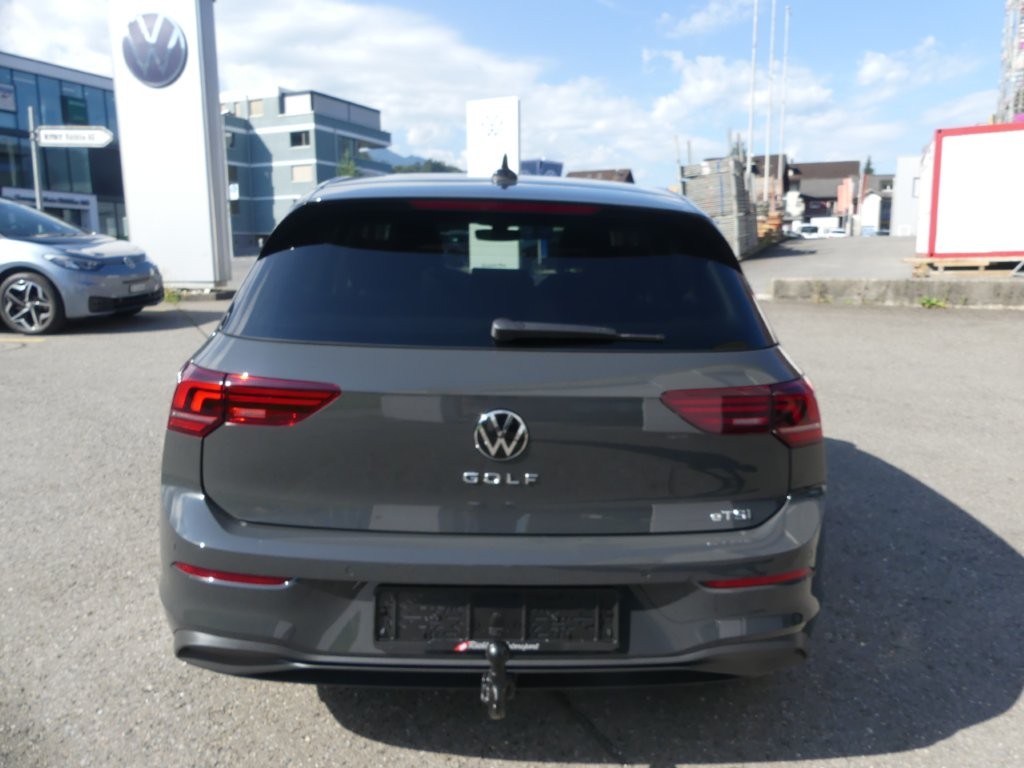 VW Golf 1.5 e TSI mHEV Value DSG-image-2