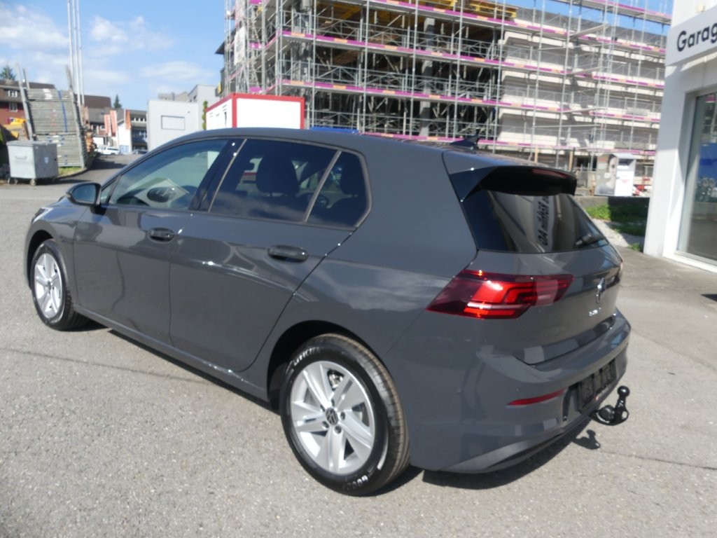 VW Golf 1.5 e TSI mHEV Value DSG-image-1