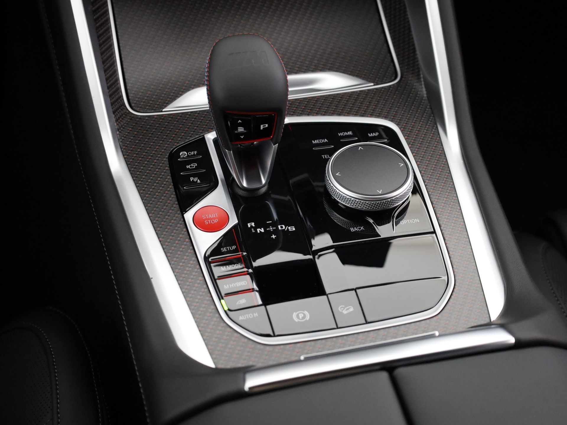 BMW XM Label Plug-in Hybrid-image-16