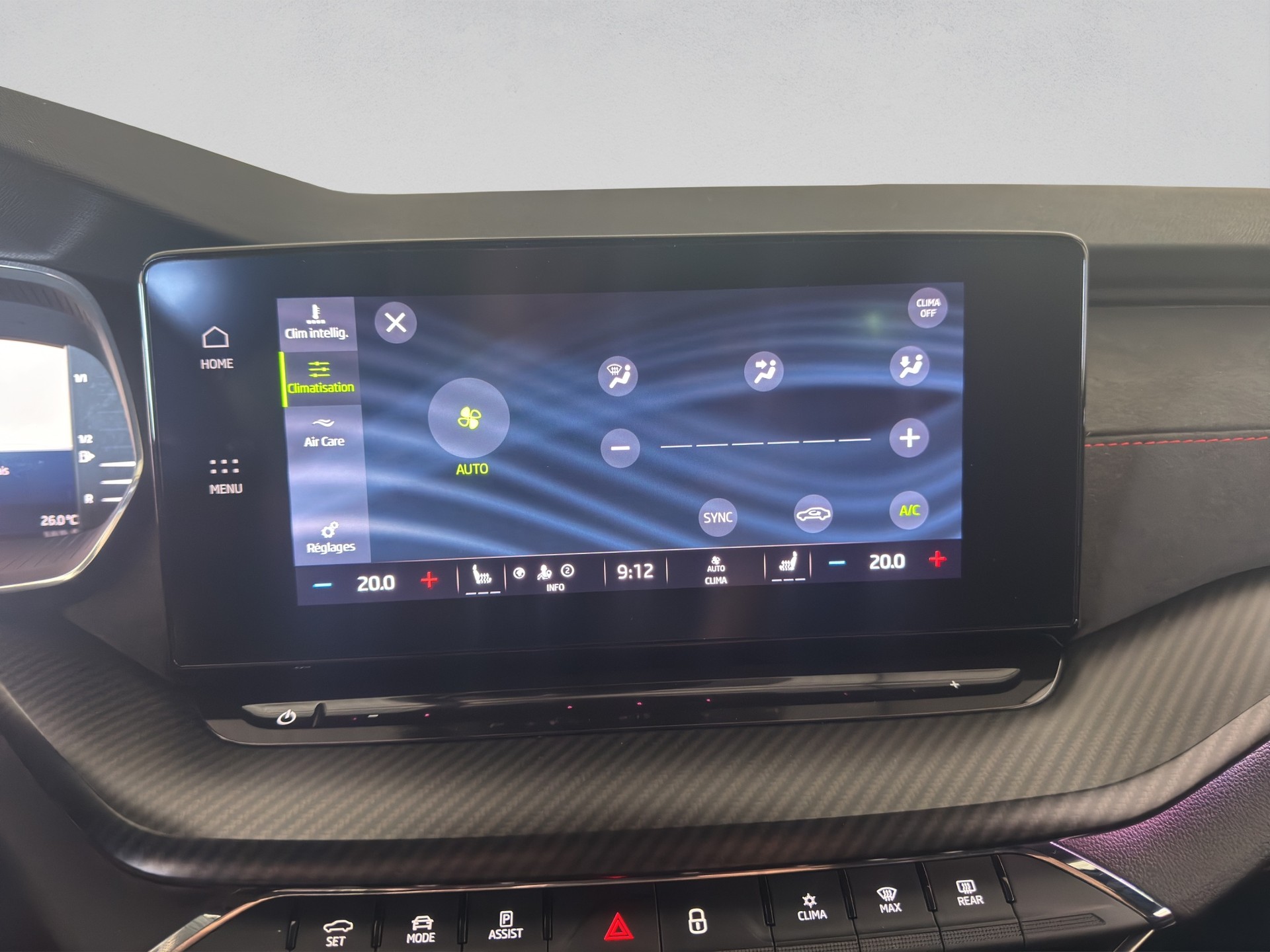 SKODA Octavia Combi 2.0 TSI DSG RS-image-15