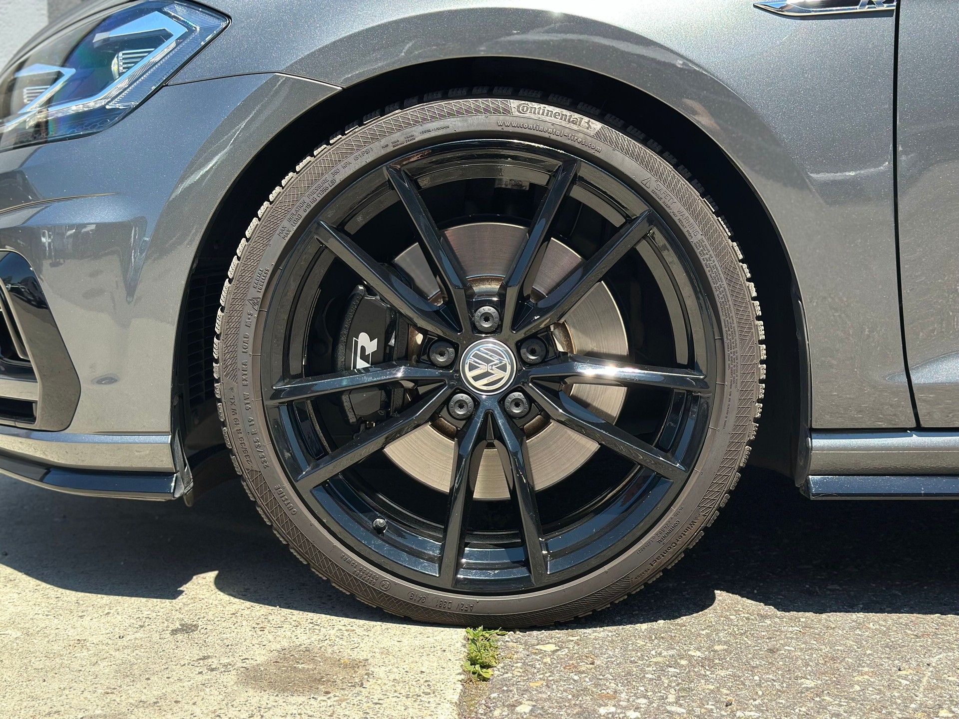 VW Golf 2.0 TSI R 4Motion DSG-image-15