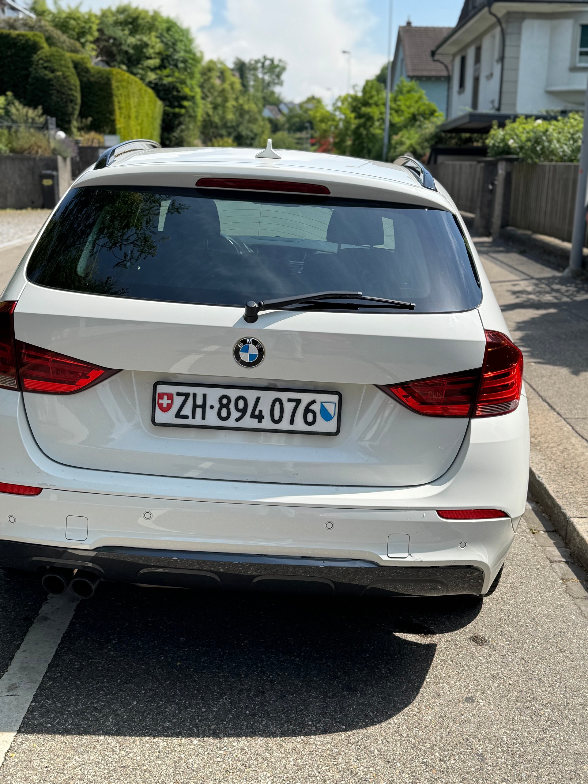 BMW 20i xDrive-image-3