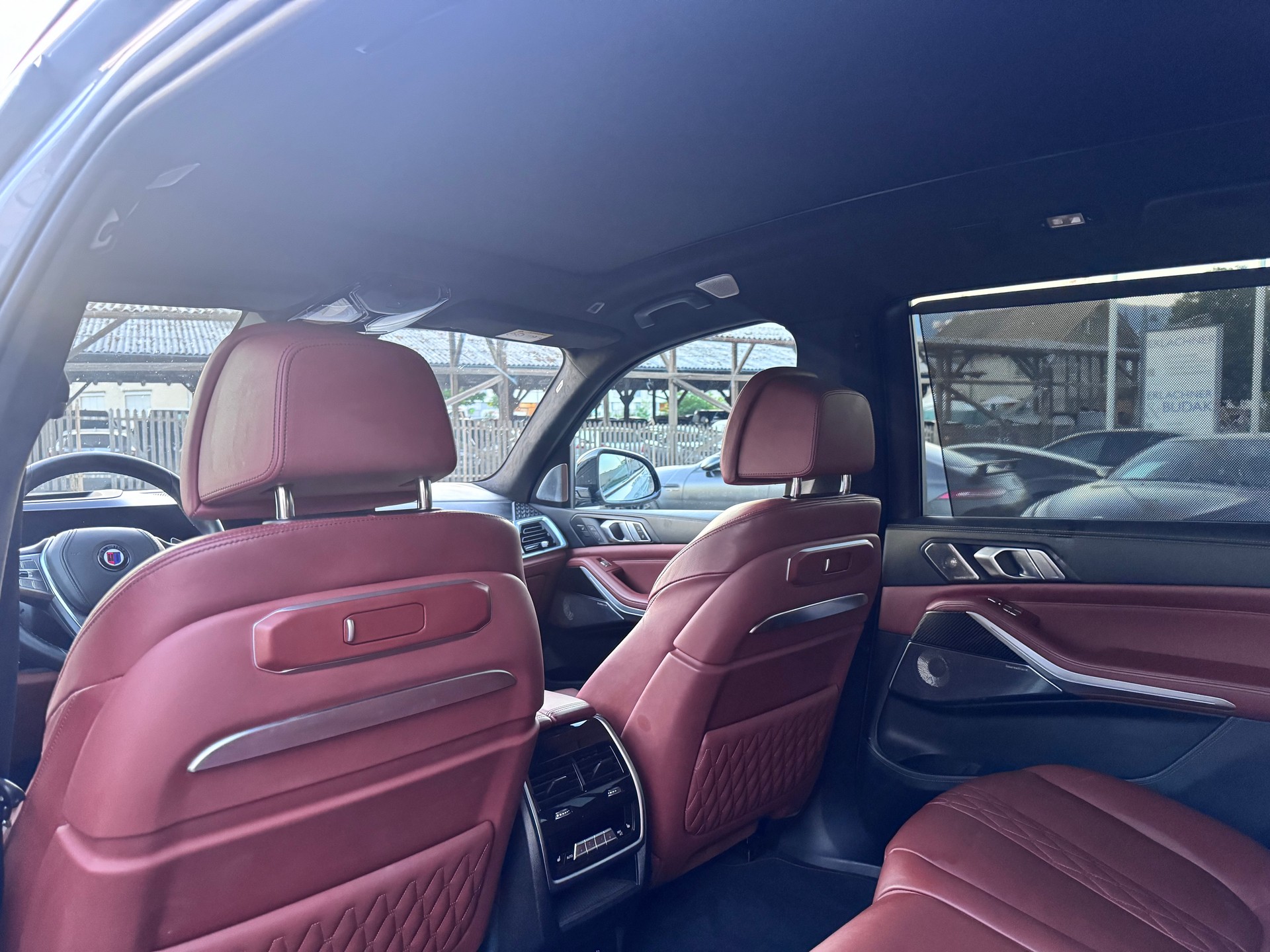 BMW-ALPINA XB 7 Allrad-image-13