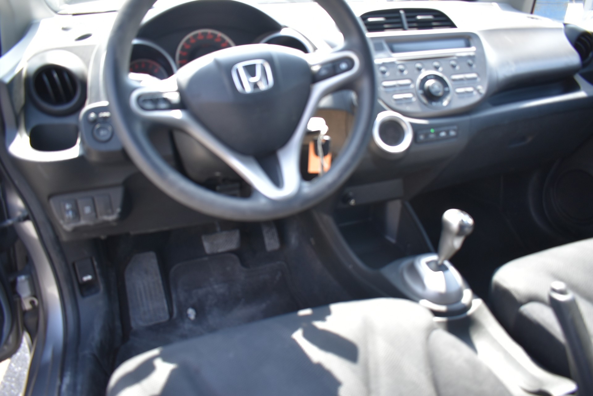 HONDA Jazz 1.4i Comfort i-Shift-image-4