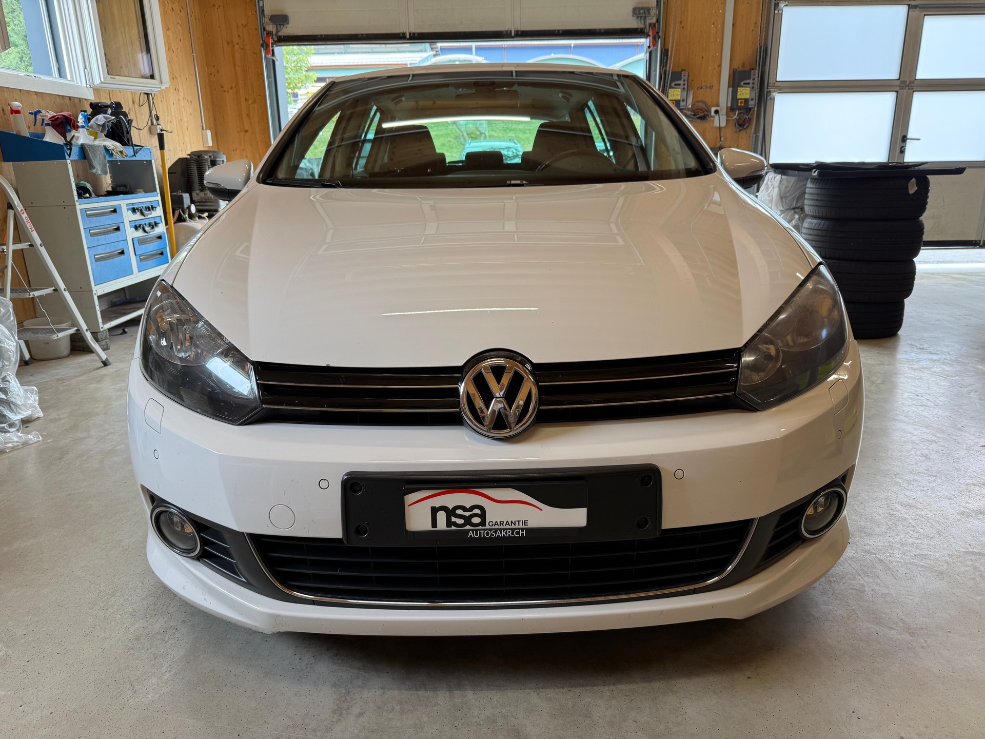 VW GOLF-image-1