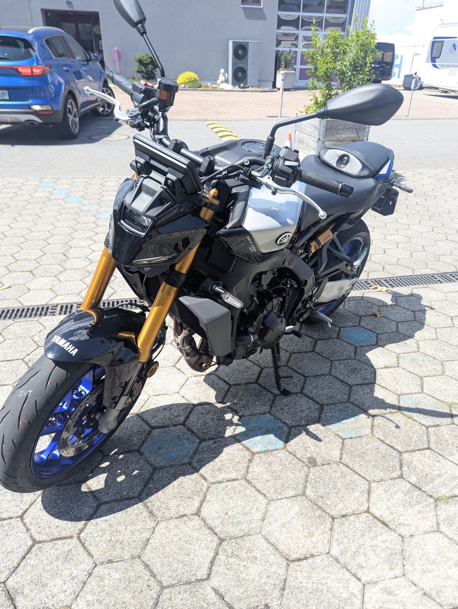 YAMAHA MT-09 SP-image-1