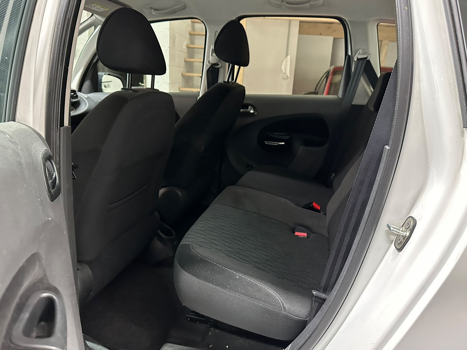 CITROEN C3 Picasso 1.6 BlueHDi Sélection-image-6