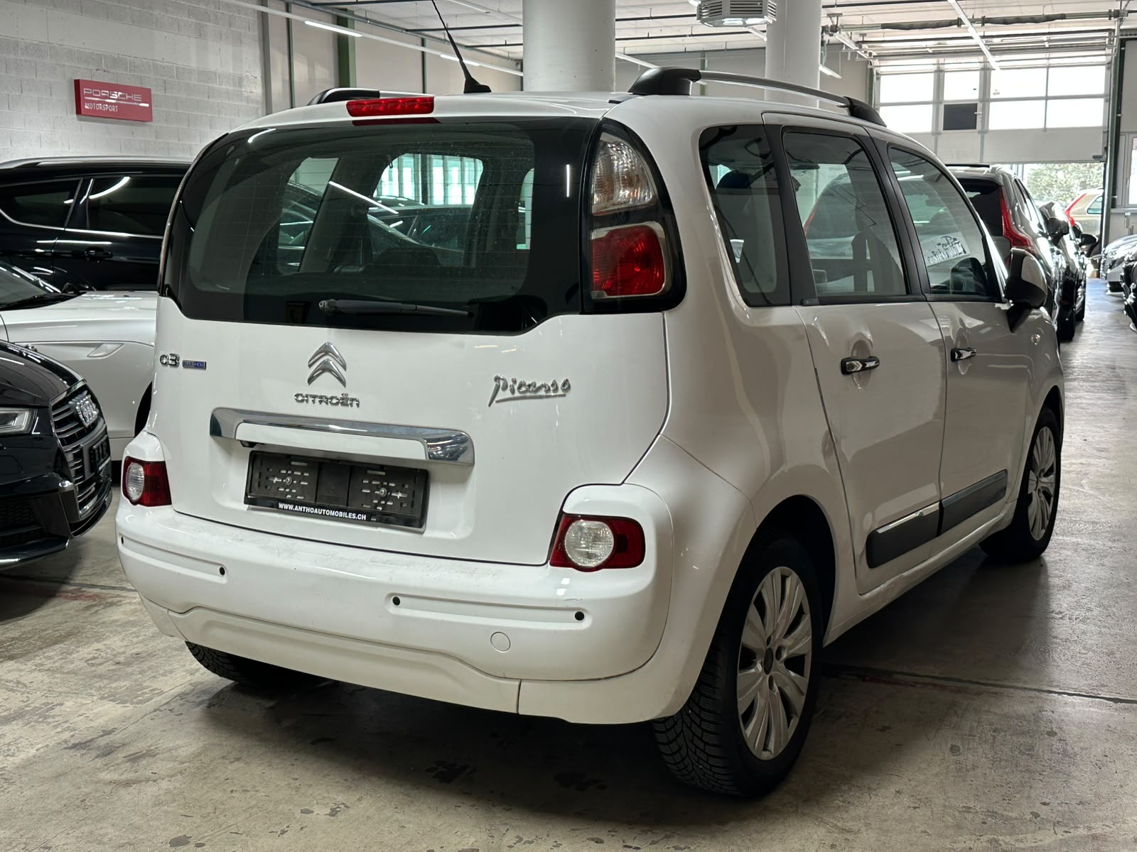 CITROEN C3 Picasso 1.6 BlueHDi Sélection-image-5