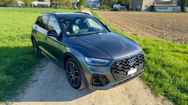 AUDI 2.0 40 TDI Black Edition quattro S-Tronic-image-0