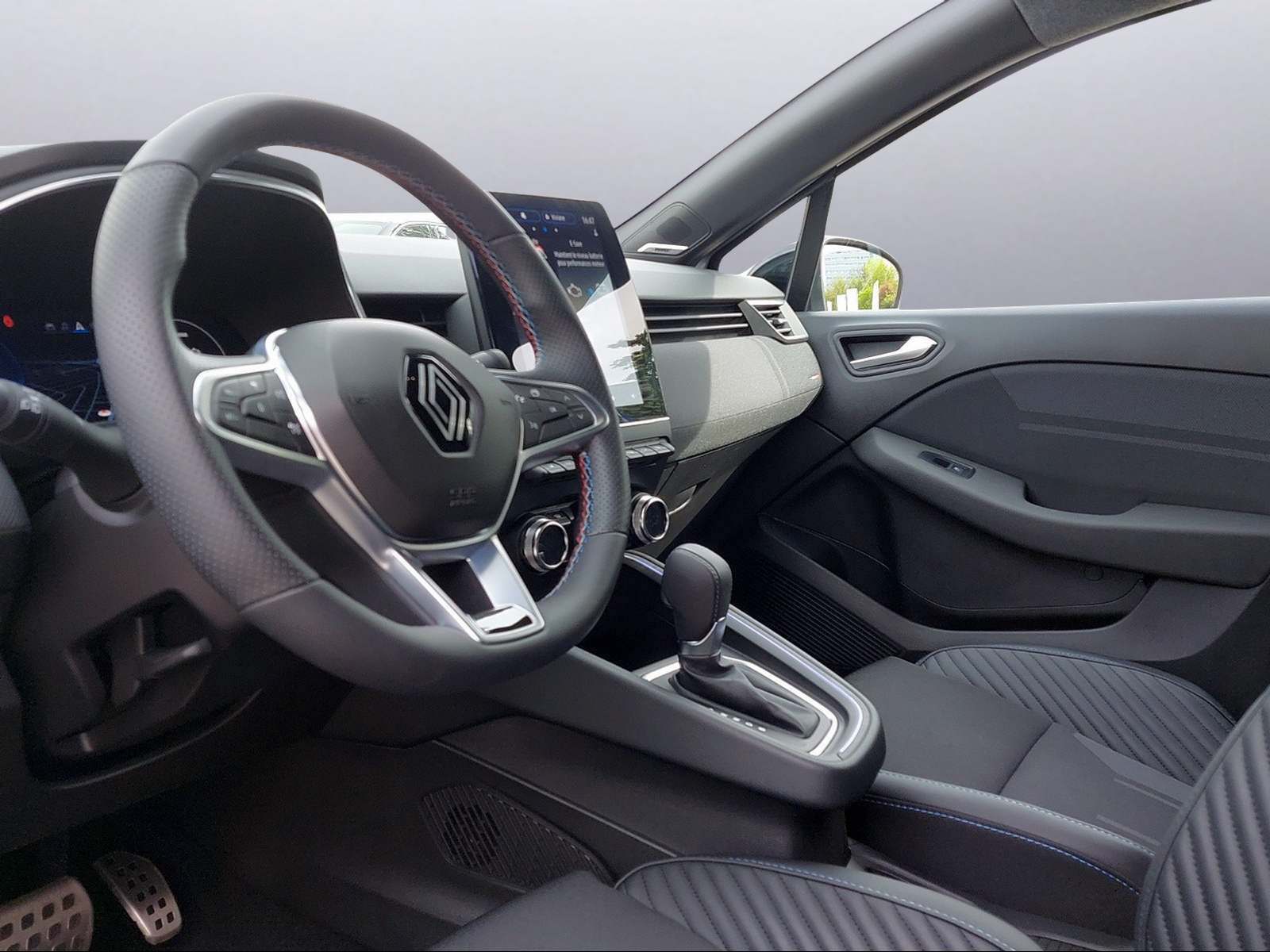 RENAULT Clio 1.6 E-Tech esprit Alpine-image-4