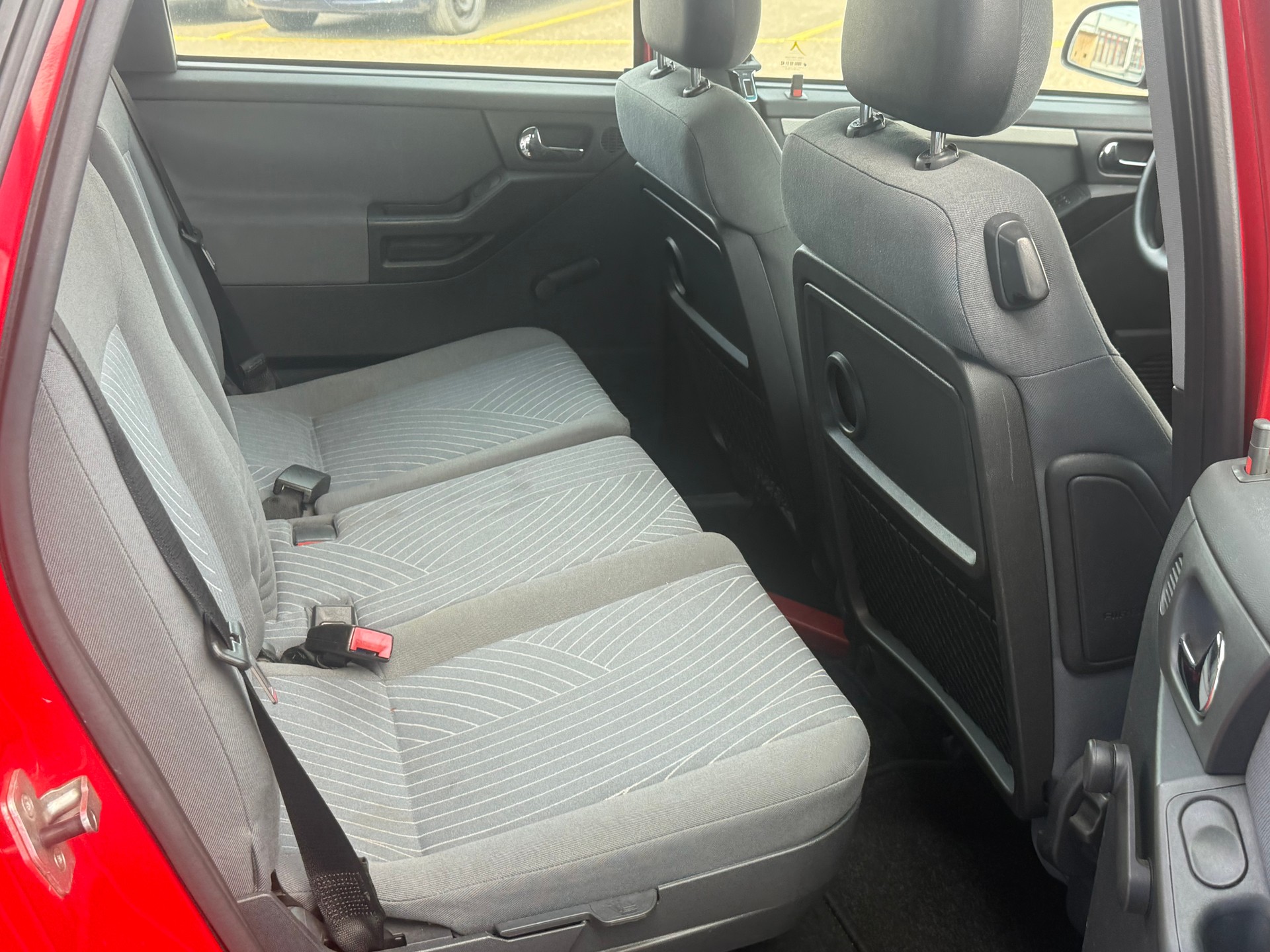 OPEL Meriva 1.8i 16V Cosmo-image-6