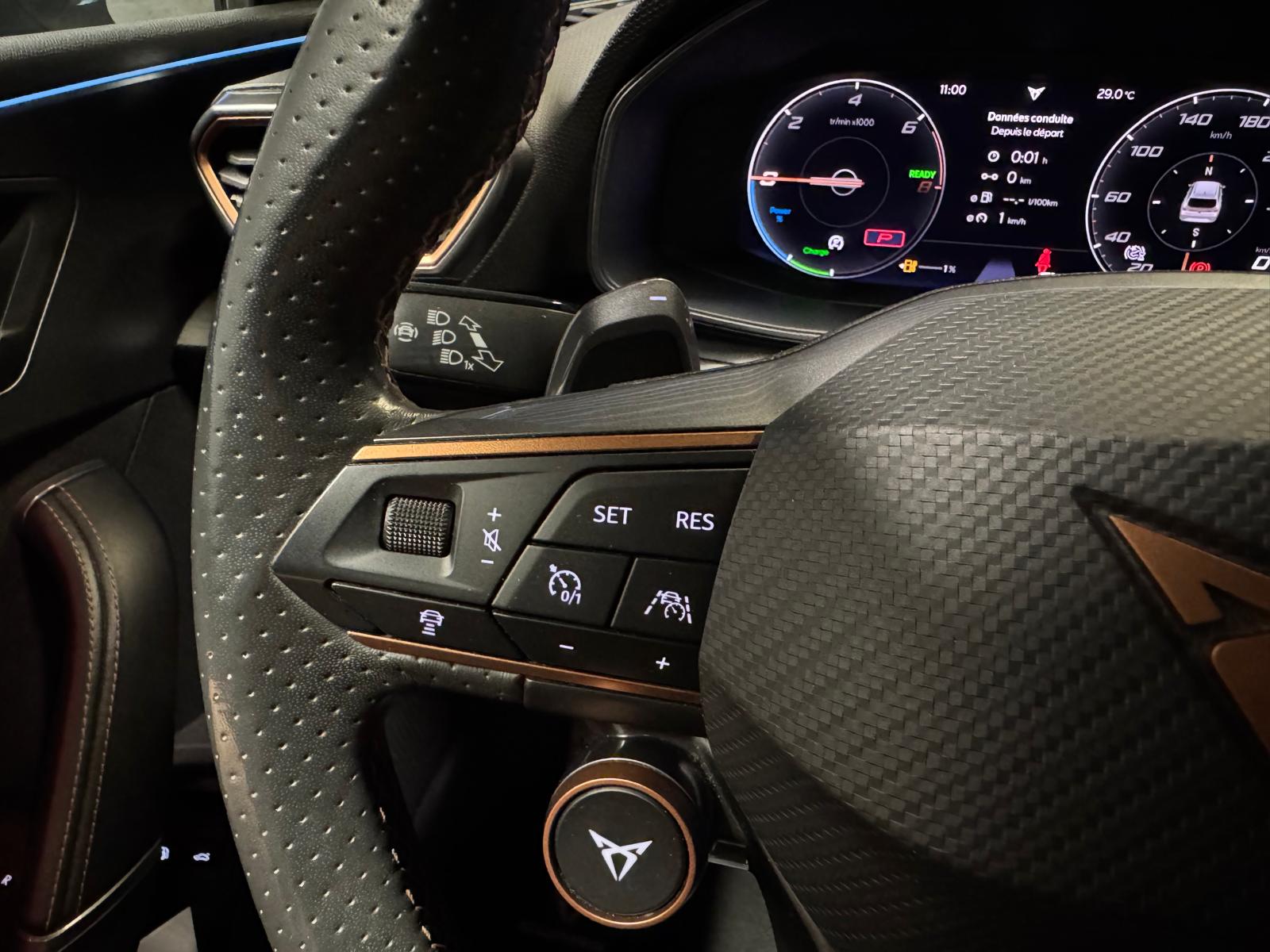 CUPRA LEON ST 1.4 e-HYBRID pHEV DSG-image-10