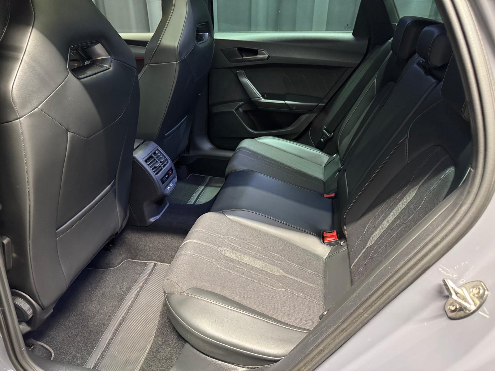 CUPRA LEON ST 1.4 e-HYBRID pHEV DSG-image-15