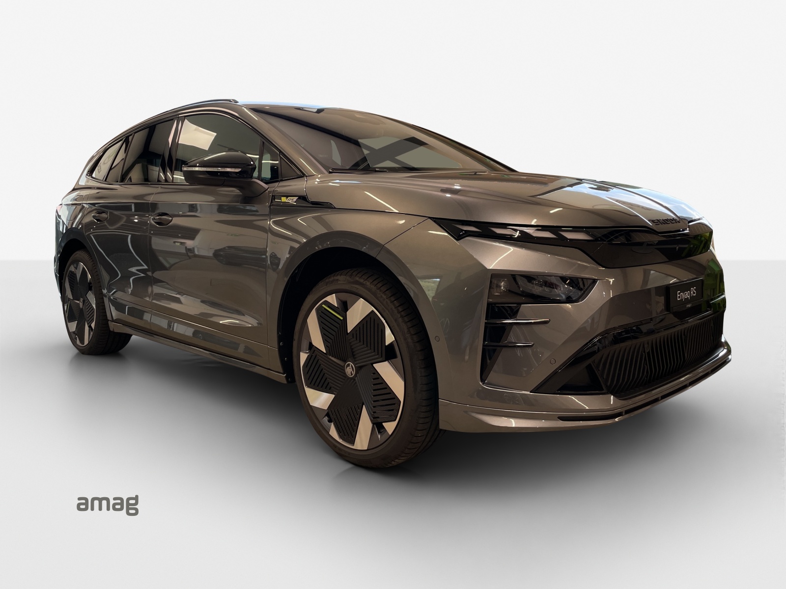 SKODA Enyaq 4x4 RS-image-3
