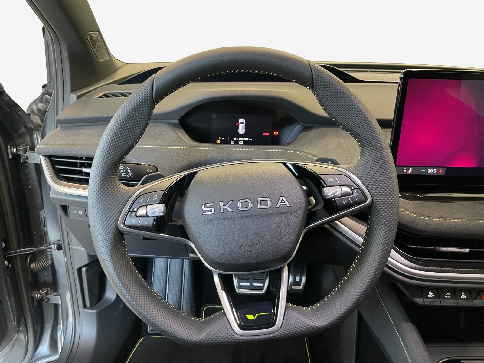 SKODA Enyaq 4x4 RS-image-7