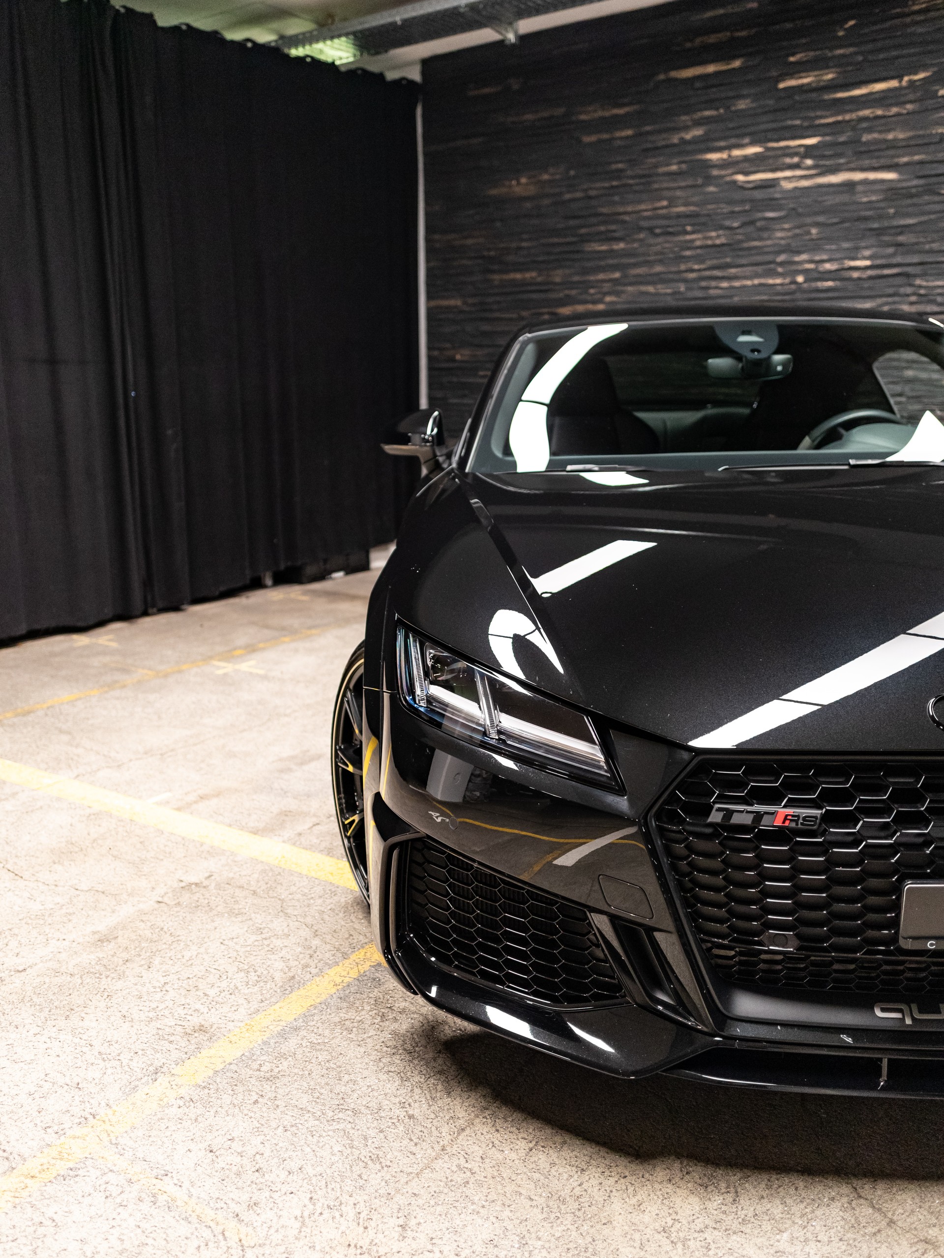 AUDI TT Coupé TT RS quattro S-tronic-image-20