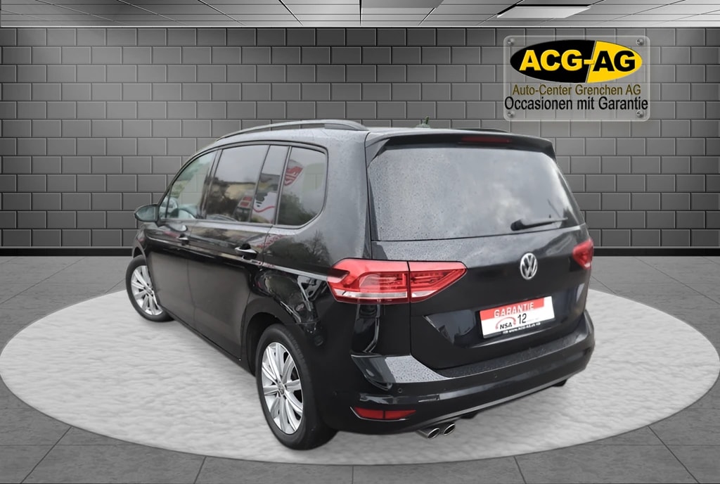 VW Touran 2.0 TDI BlueMotion Technology Highline ** Voll-Leder ** G.Navi mit RF-Kamera ** Ab MFK **-image-3