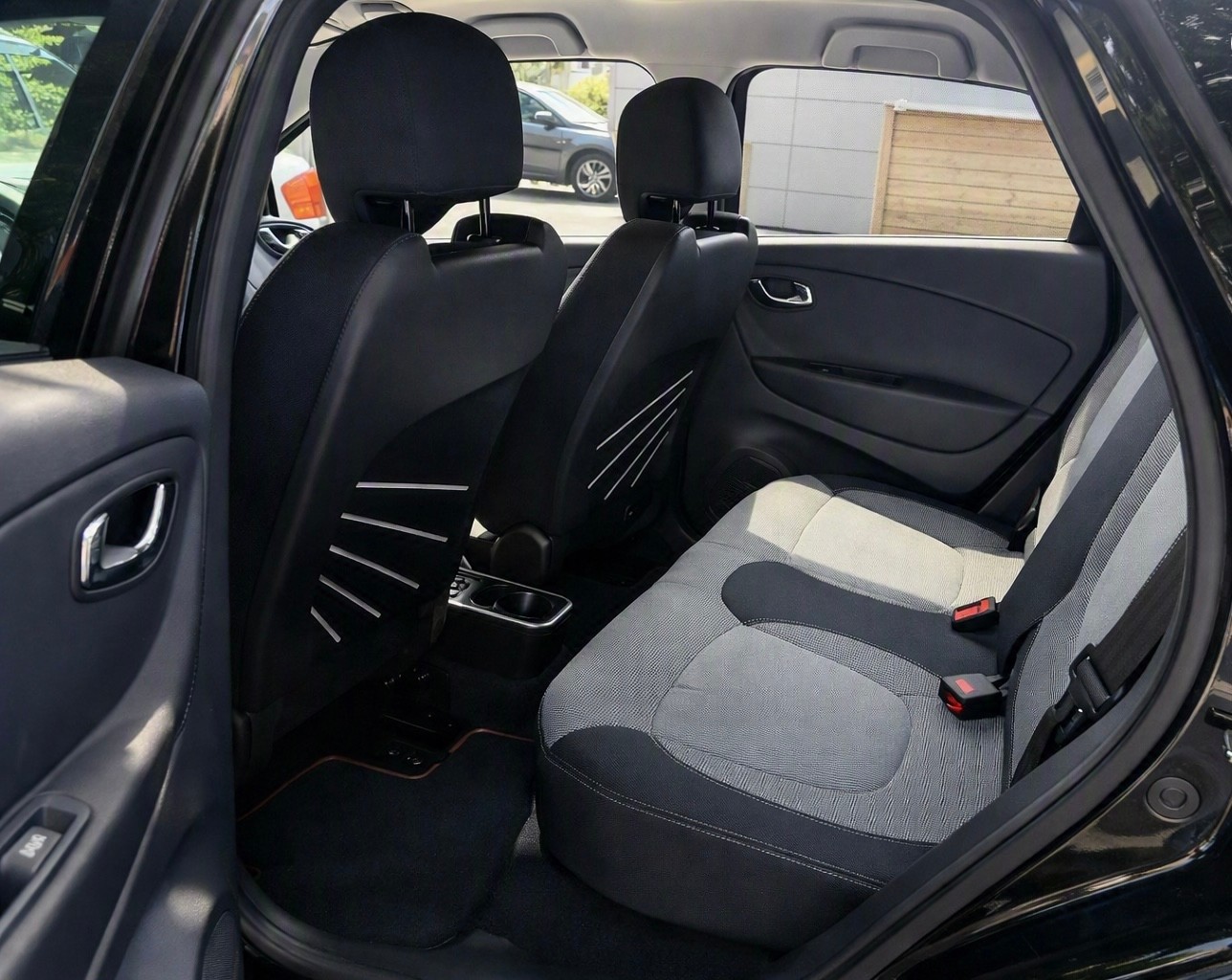 RENAULT 1.2 TCe Privilege EDC S/S-image-2