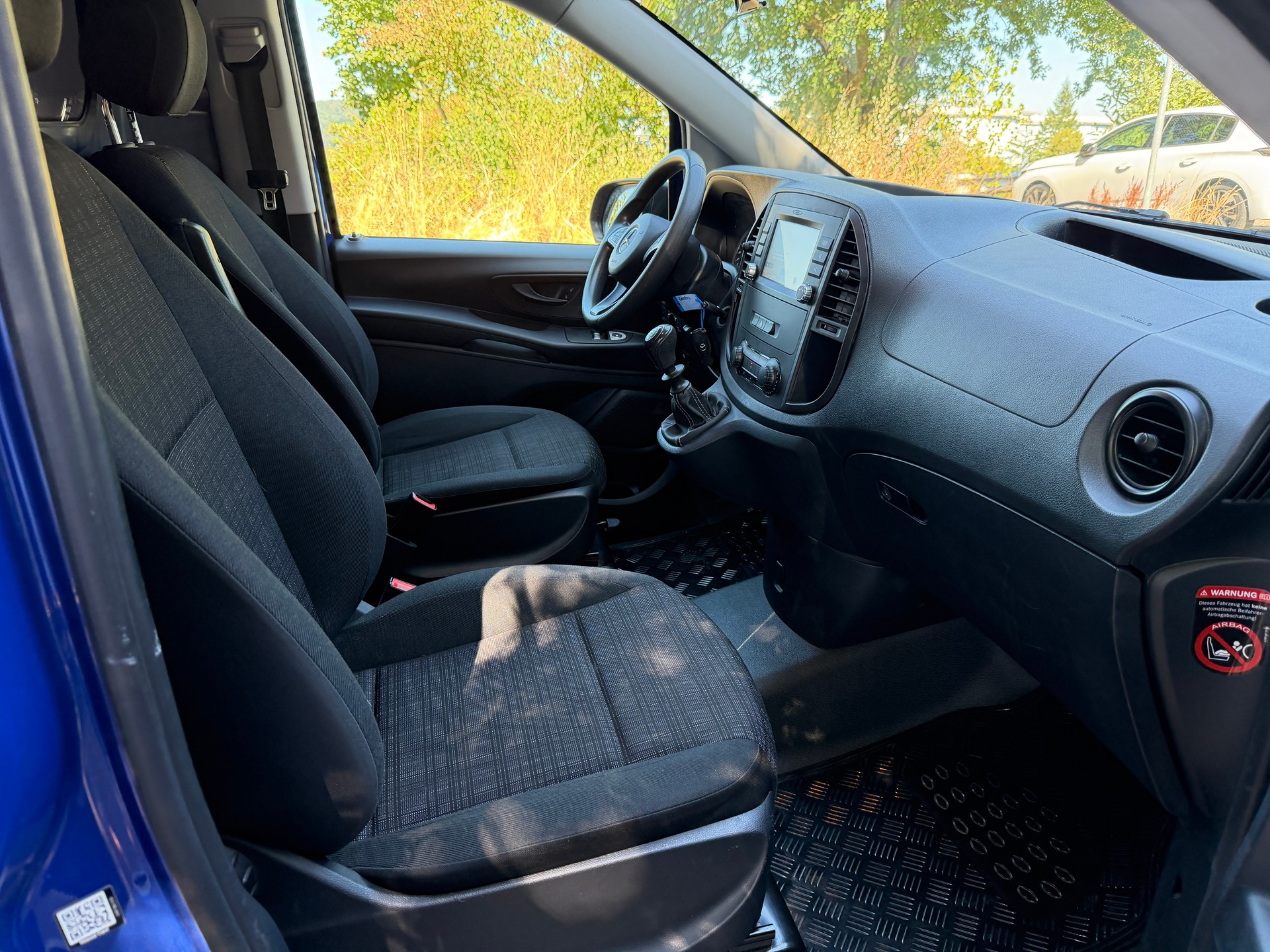 MERCEDES-BENZ Vito 114 CDI-image-11