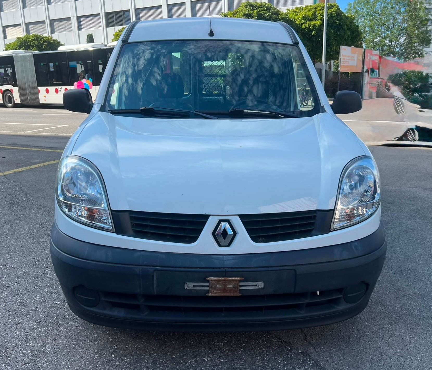 RENAULT Kangoo 1.6 16V-image-2