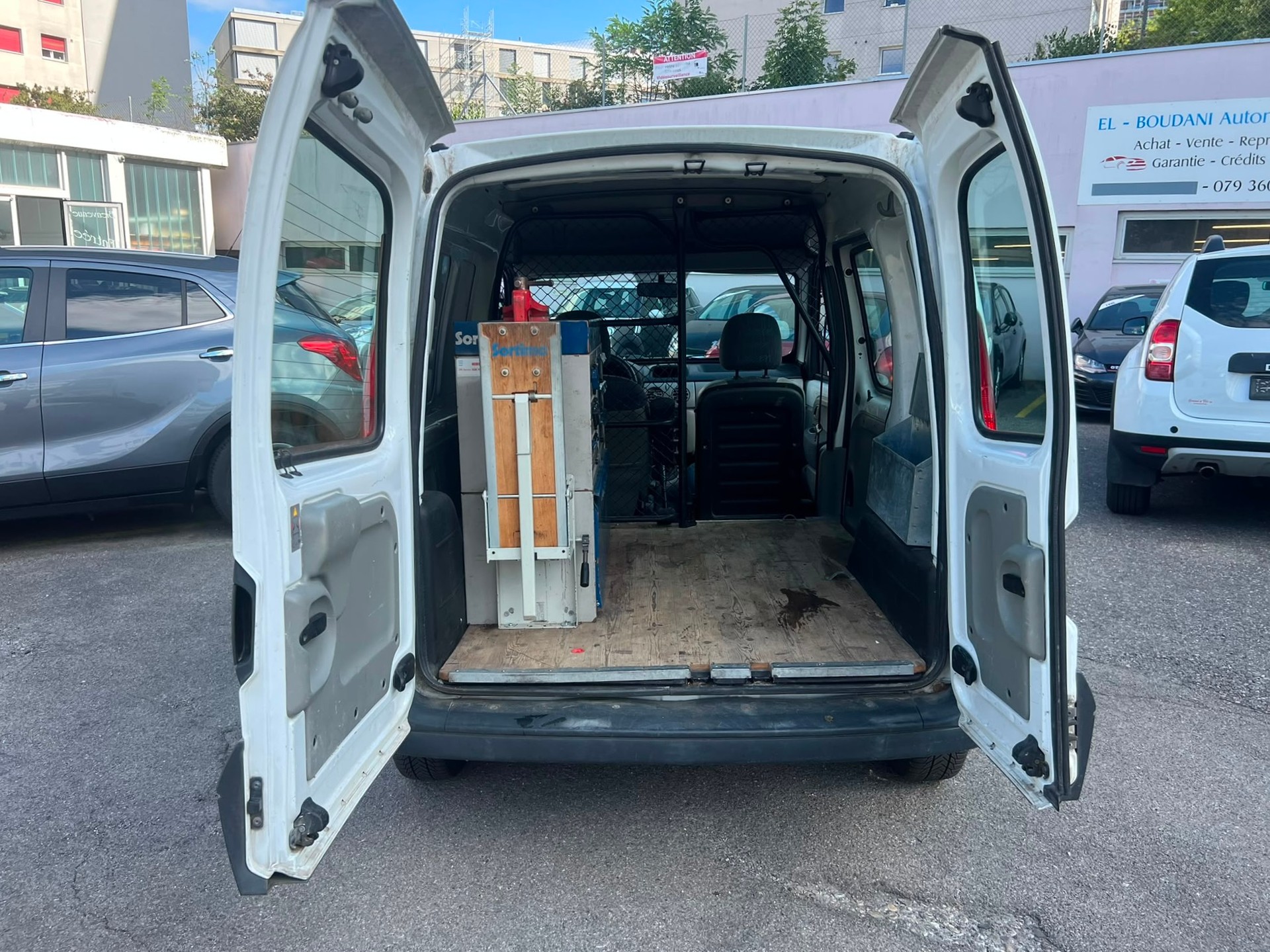 RENAULT Kangoo 1.6 16V-image-6