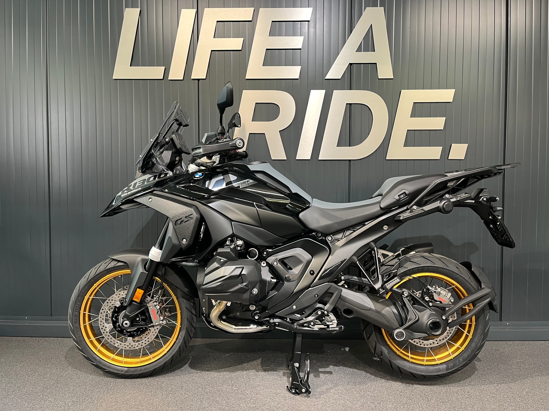 BMW R 1300 GS-showroom-element-2