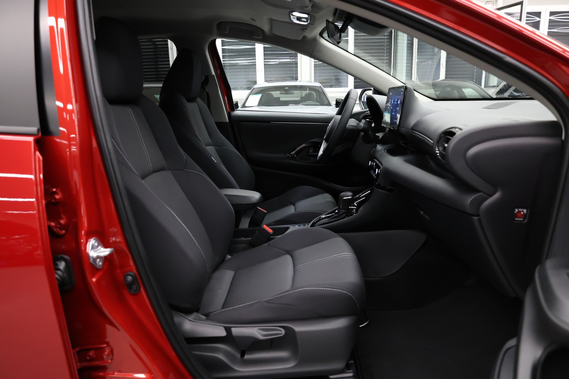 TOYOTA Yaris 1.5 VVT-i HSD Teamplayer-image-20