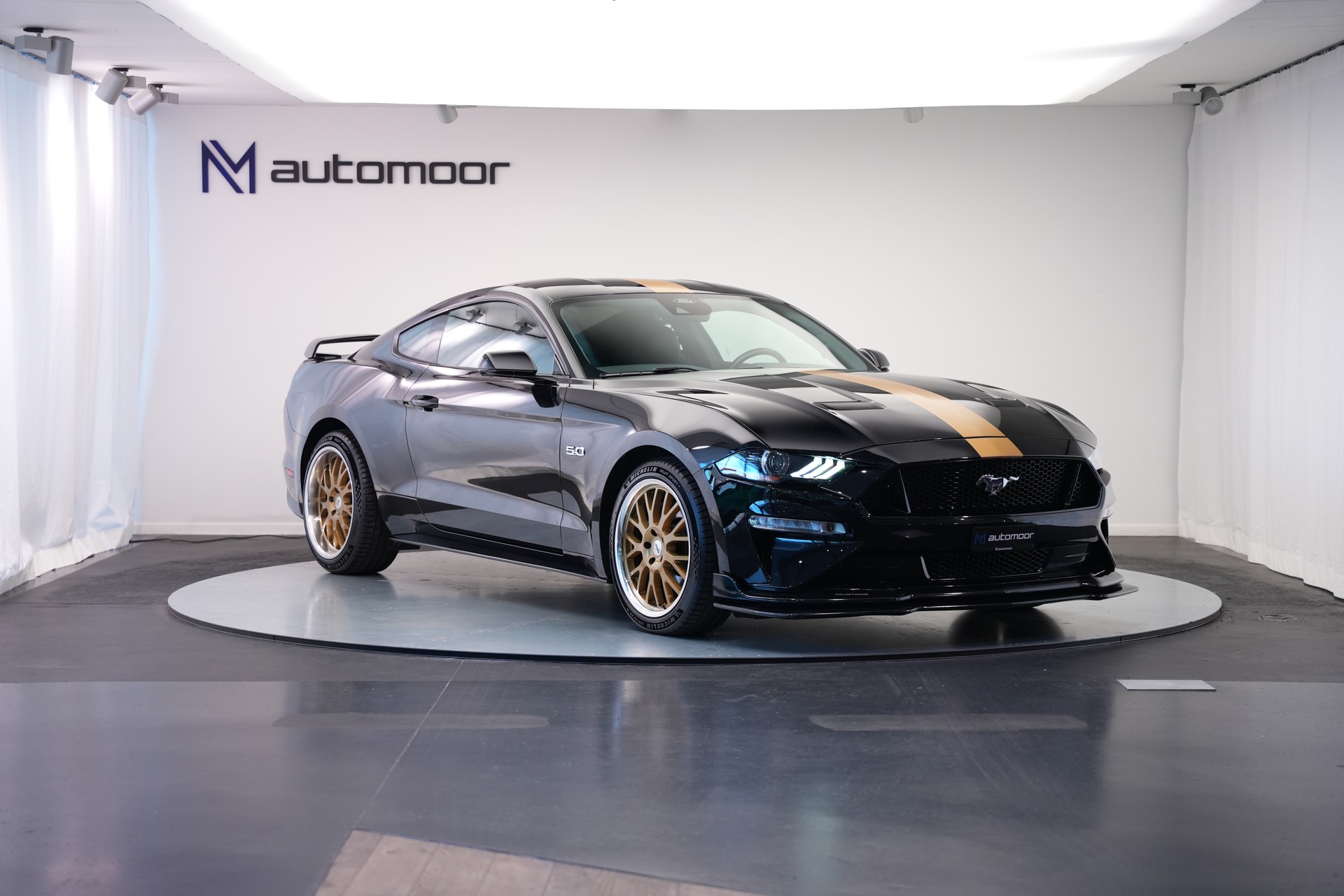 FORD Mustang Fastback 5.0 V8 GT Automat-showroom-element-2
