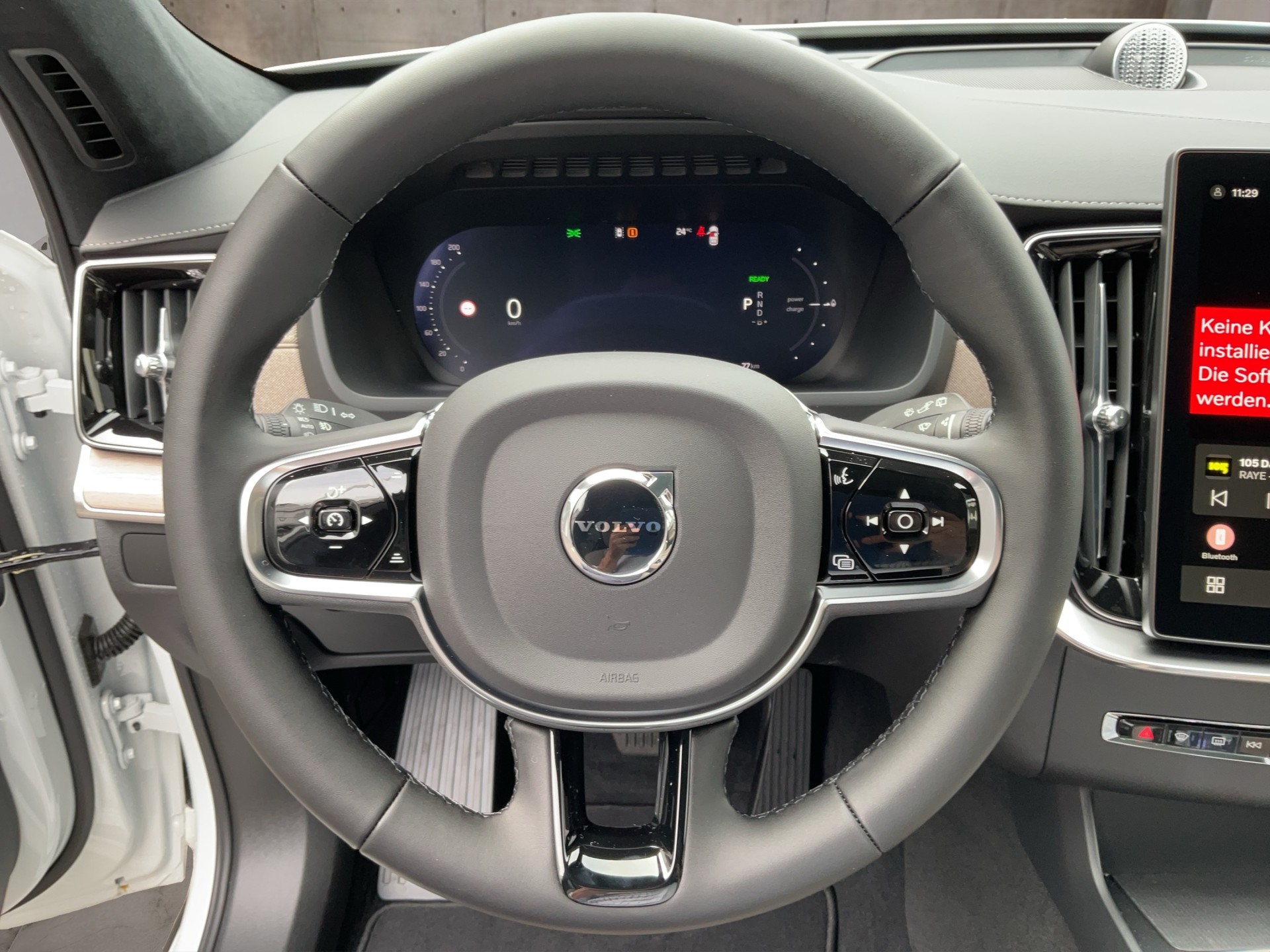 VOLVO XC90 2.0 T8 TE Ultra Bright eAWD-image-17