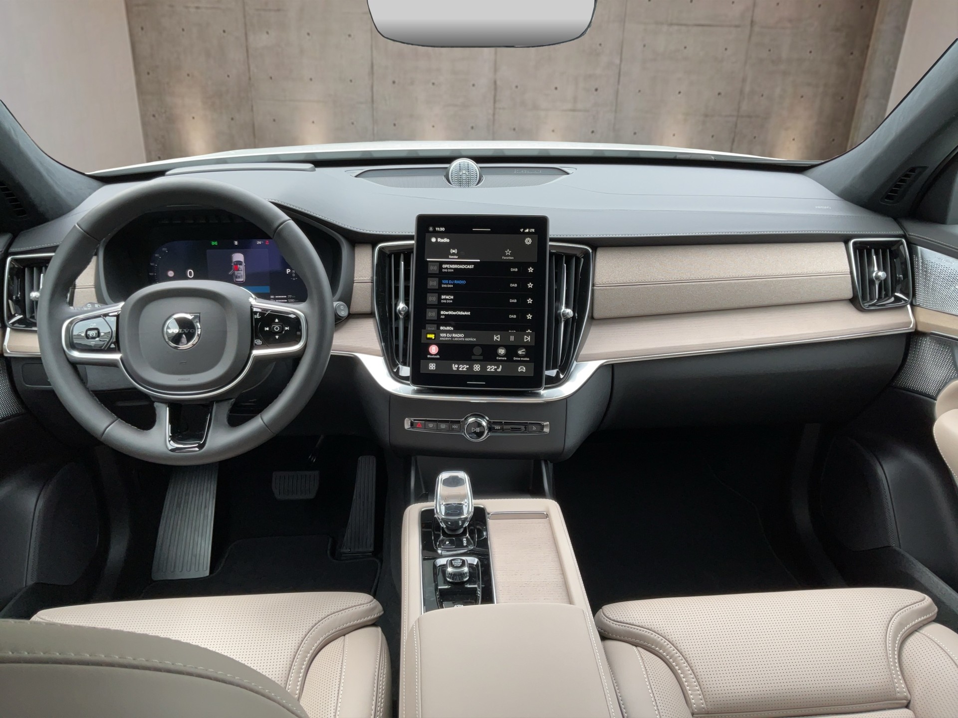 VOLVO XC90 2.0 T8 TE Ultra Bright eAWD-image-9