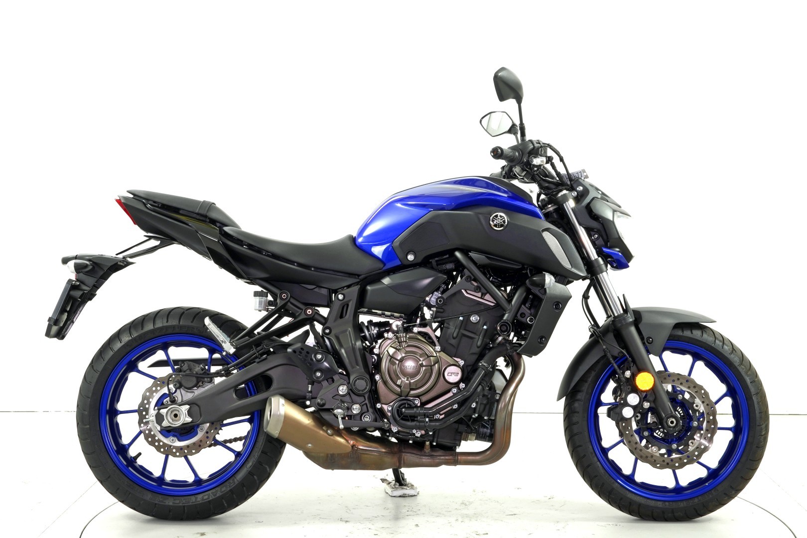 YAMAHA MT-07 ABS-showroom-element-3