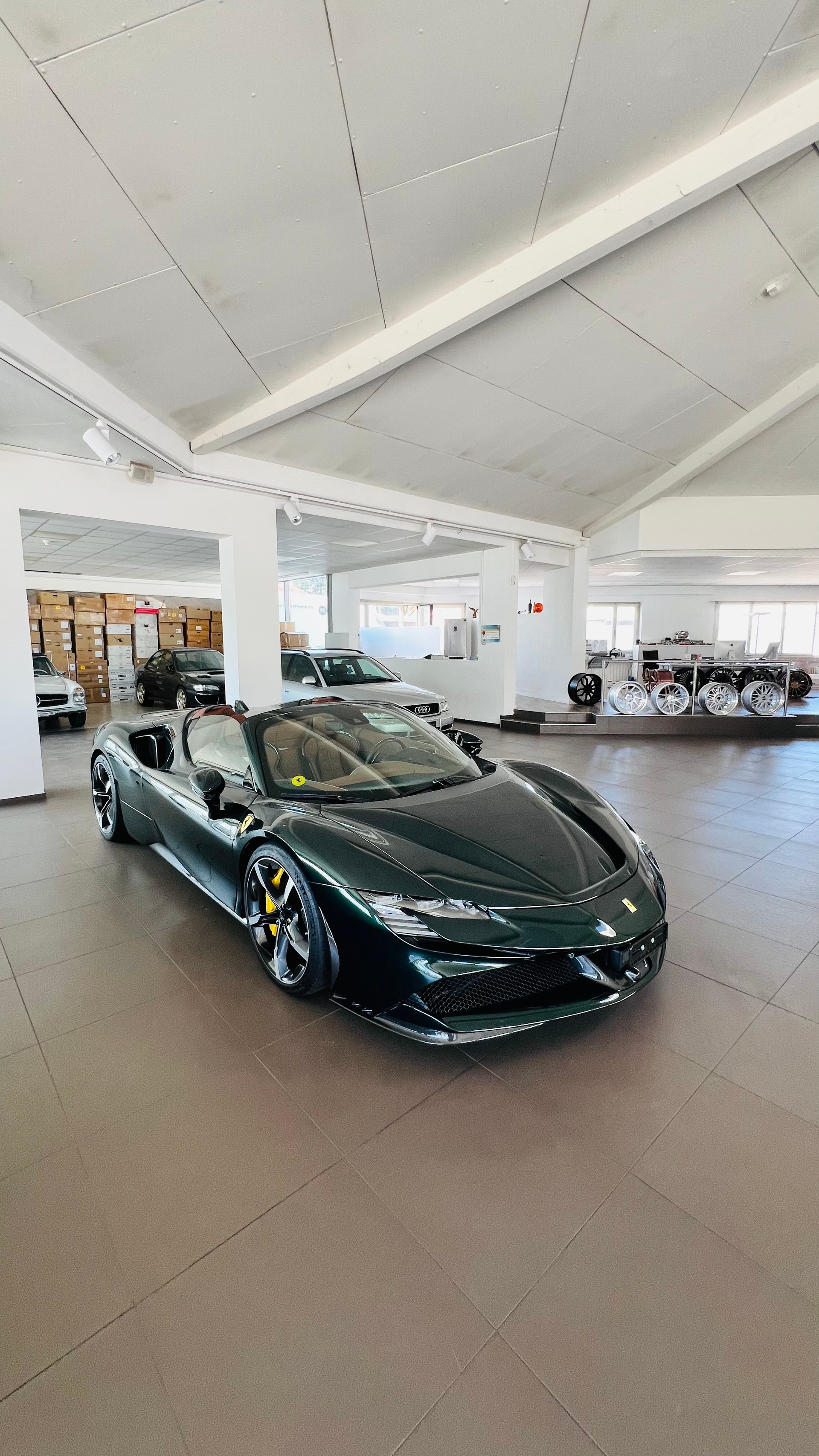 FERRARI SF90 Spider
