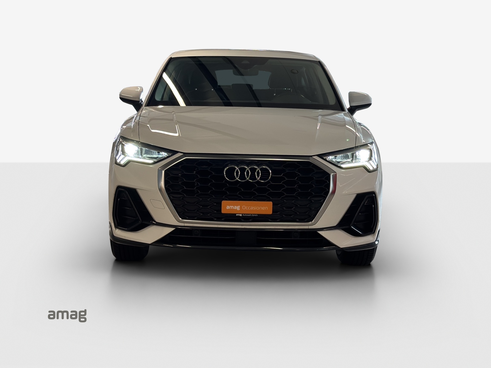 AUDI Q3 Sportback 35 TFSI Attraction S-tronic-image-6