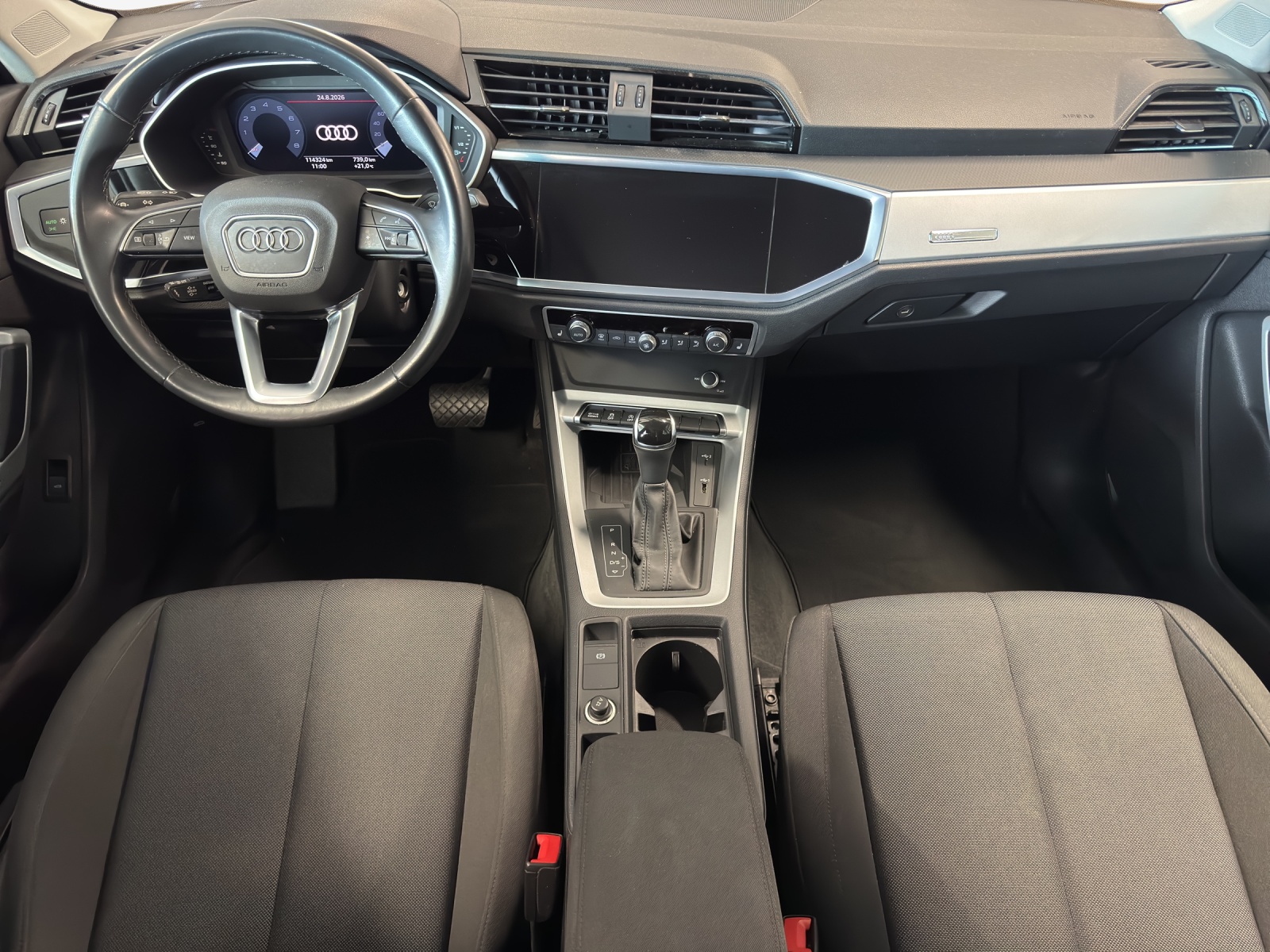 AUDI Q3 Sportback 35 TFSI Attraction S-tronic-image-8
